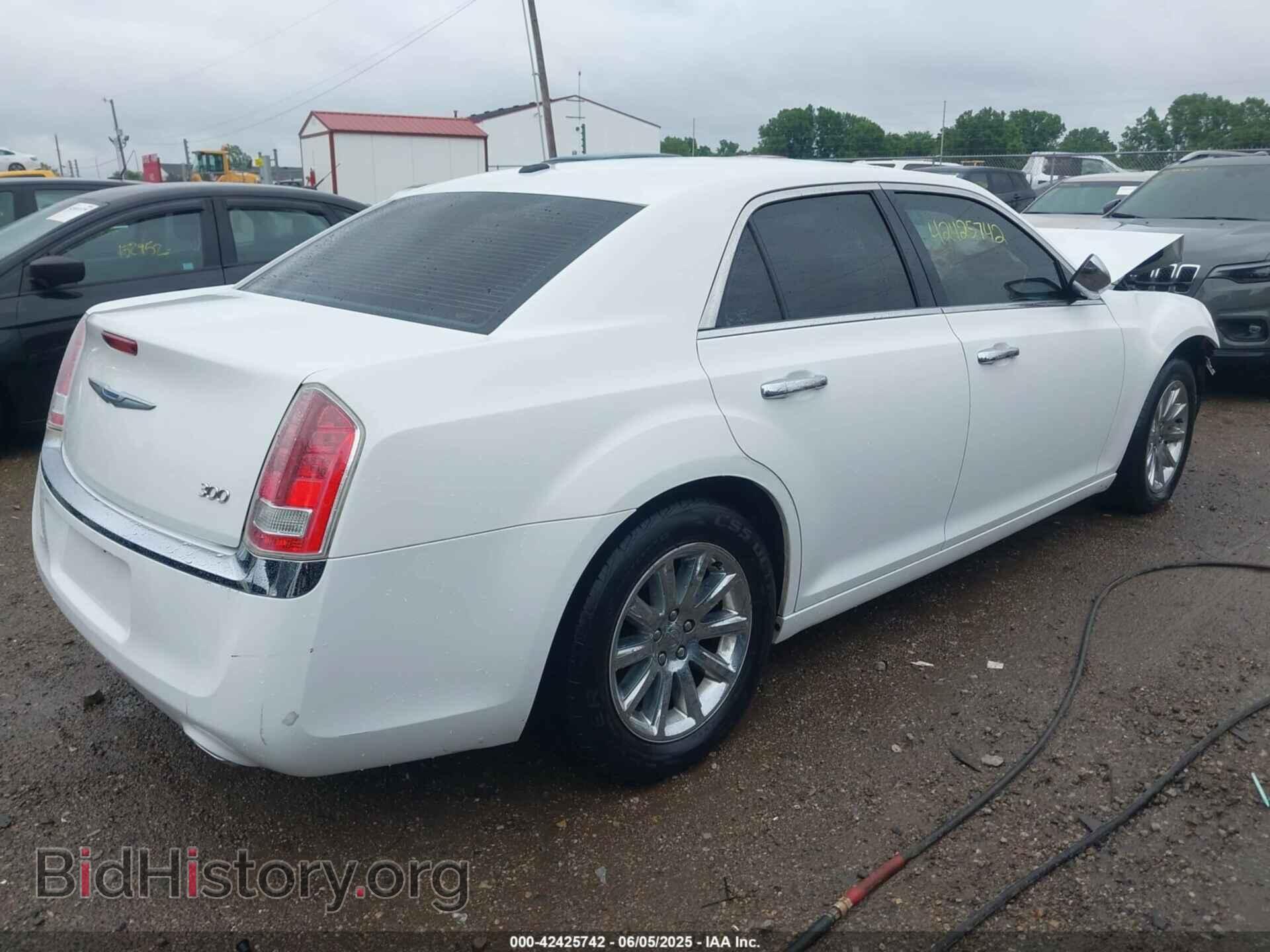 2012 CHRYSLER 300 - VIN: 2C3CCACG2CH160761 - Фото 4