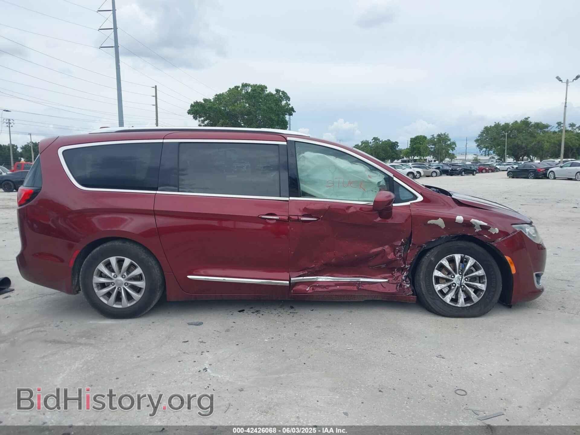 2018 CHRYSLER PACIFICA - VIN: 2C4RC1BG4JR110720 - Фото 13