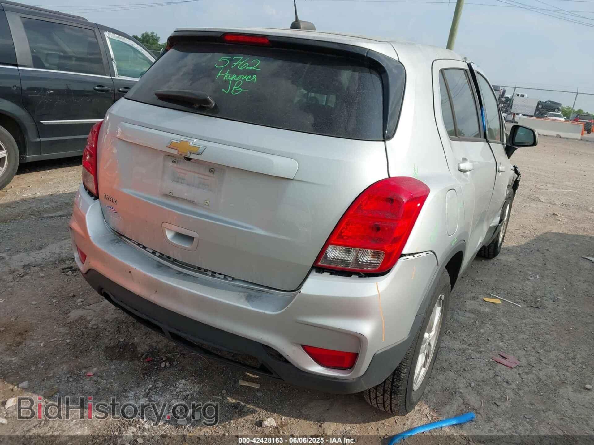 2019 CHEVROLET TRAX - VIN: 3GNCJKSB3KL403889 - Photo 4