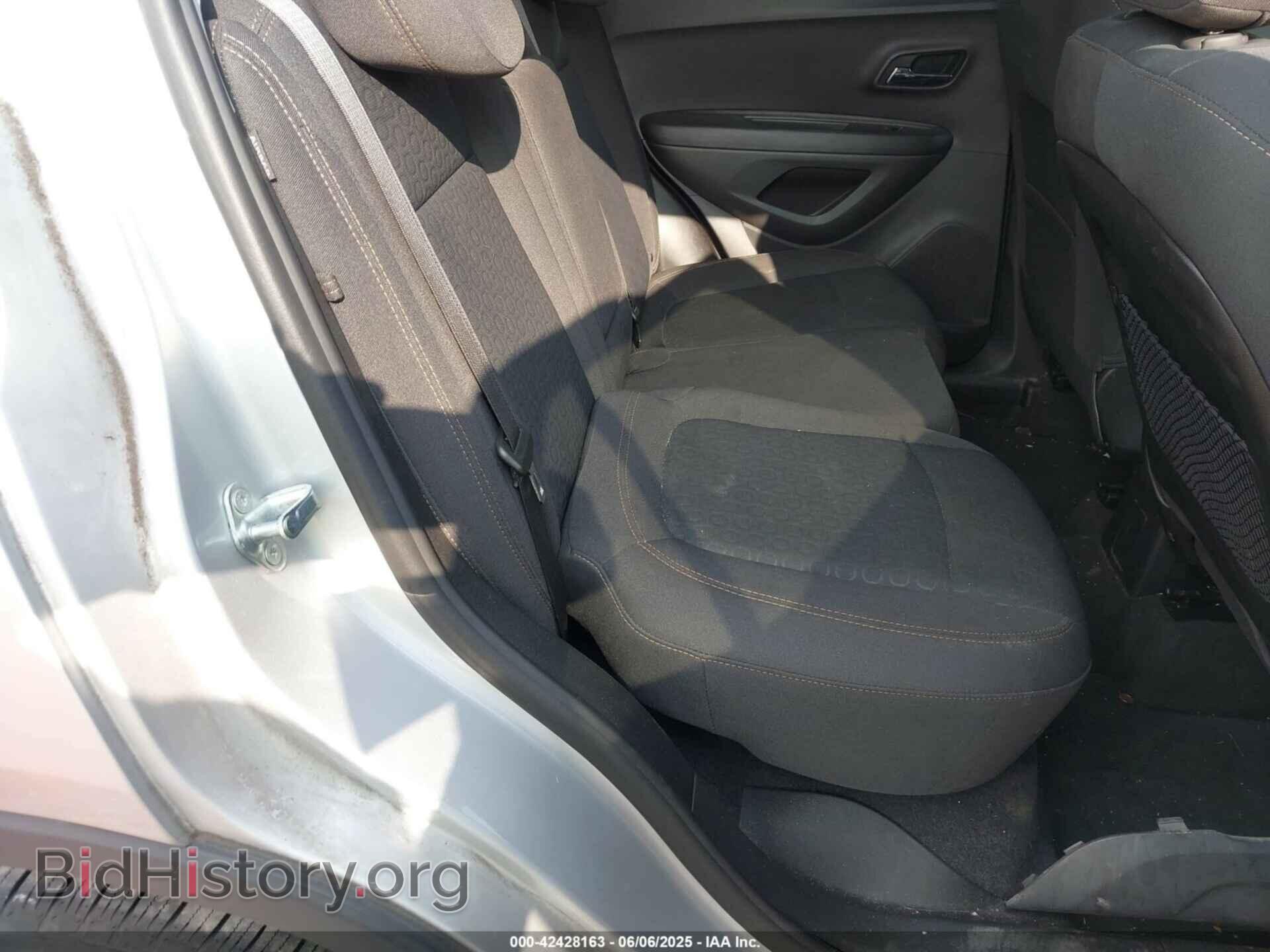 2019 CHEVROLET TRAX - VIN: 3GNCJKSB3KL403889 - Photo 8