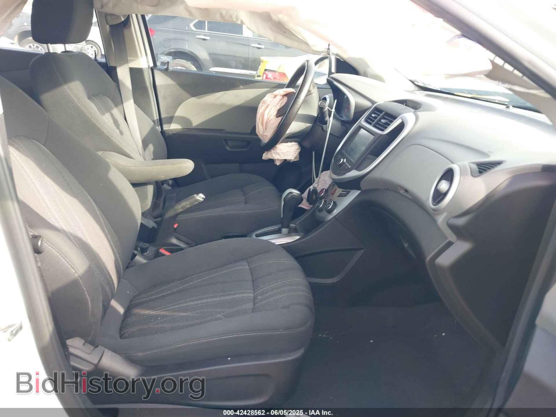 2017 CHEVROLET SONIC - VIN: 1G1JD5SB5H4137193 - Фото 5