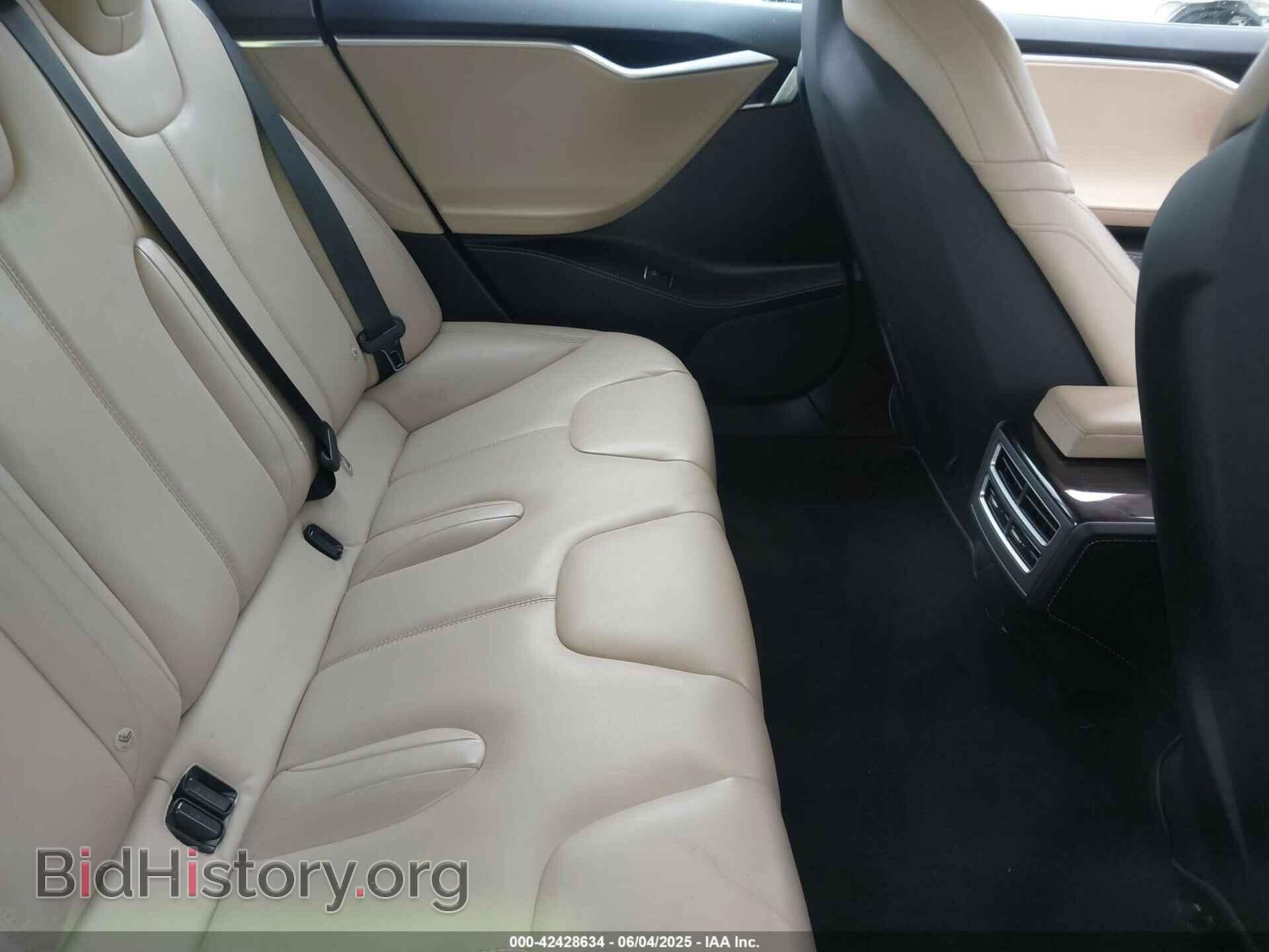 2016 TESLA MODEL S - VIN: 5YJSA1E11GF132984 - Фото 8