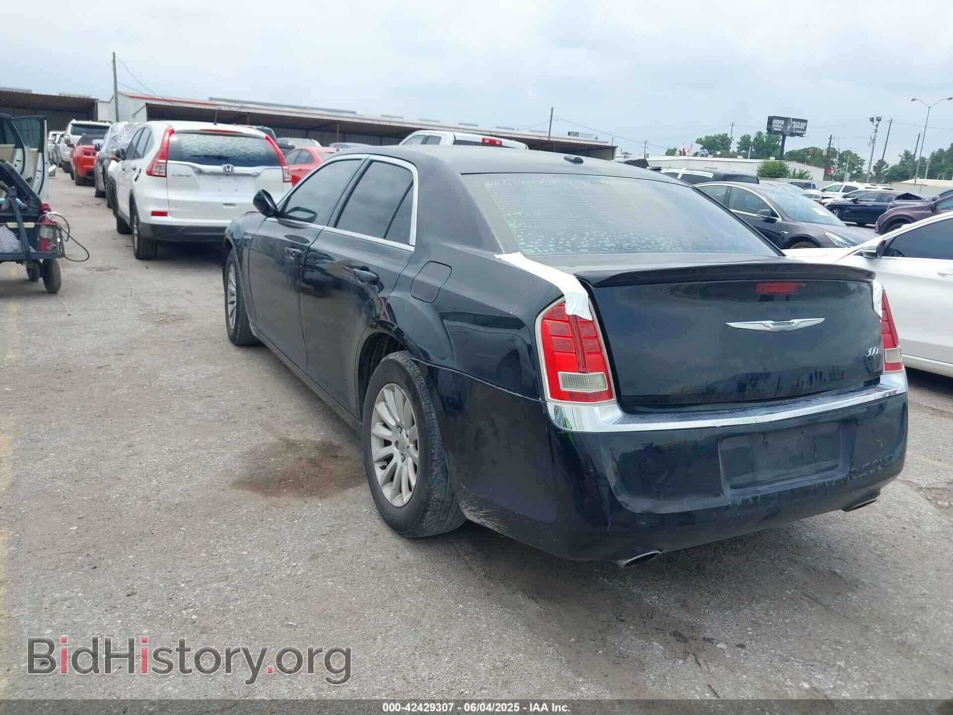 2014 CHRYSLER 300 - VIN: 2C3CCAAG0EH378042 - Фото 3