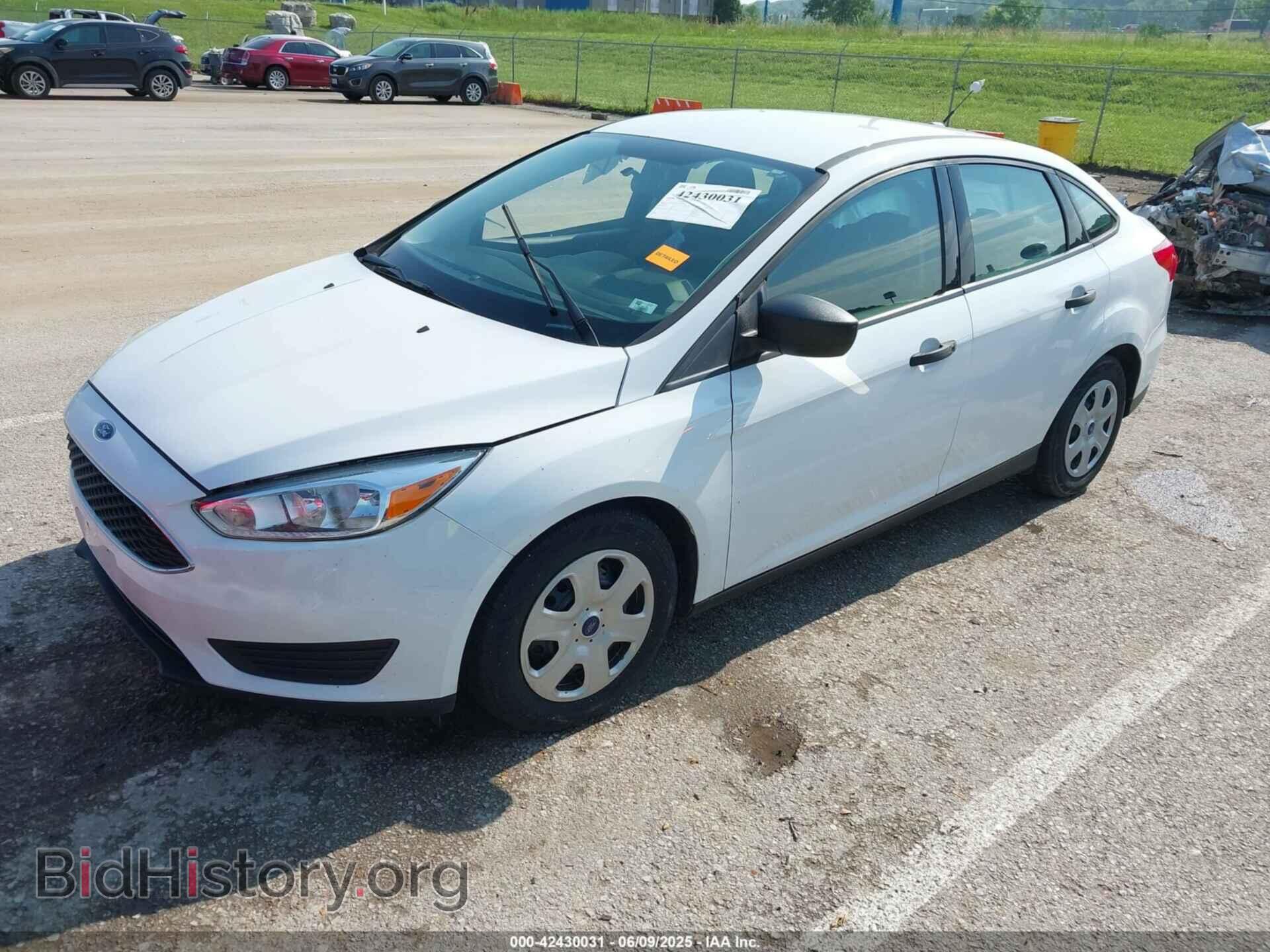2017 FORD FOCUS - VIN: 1FADP3E25HL299512 - Photo 2