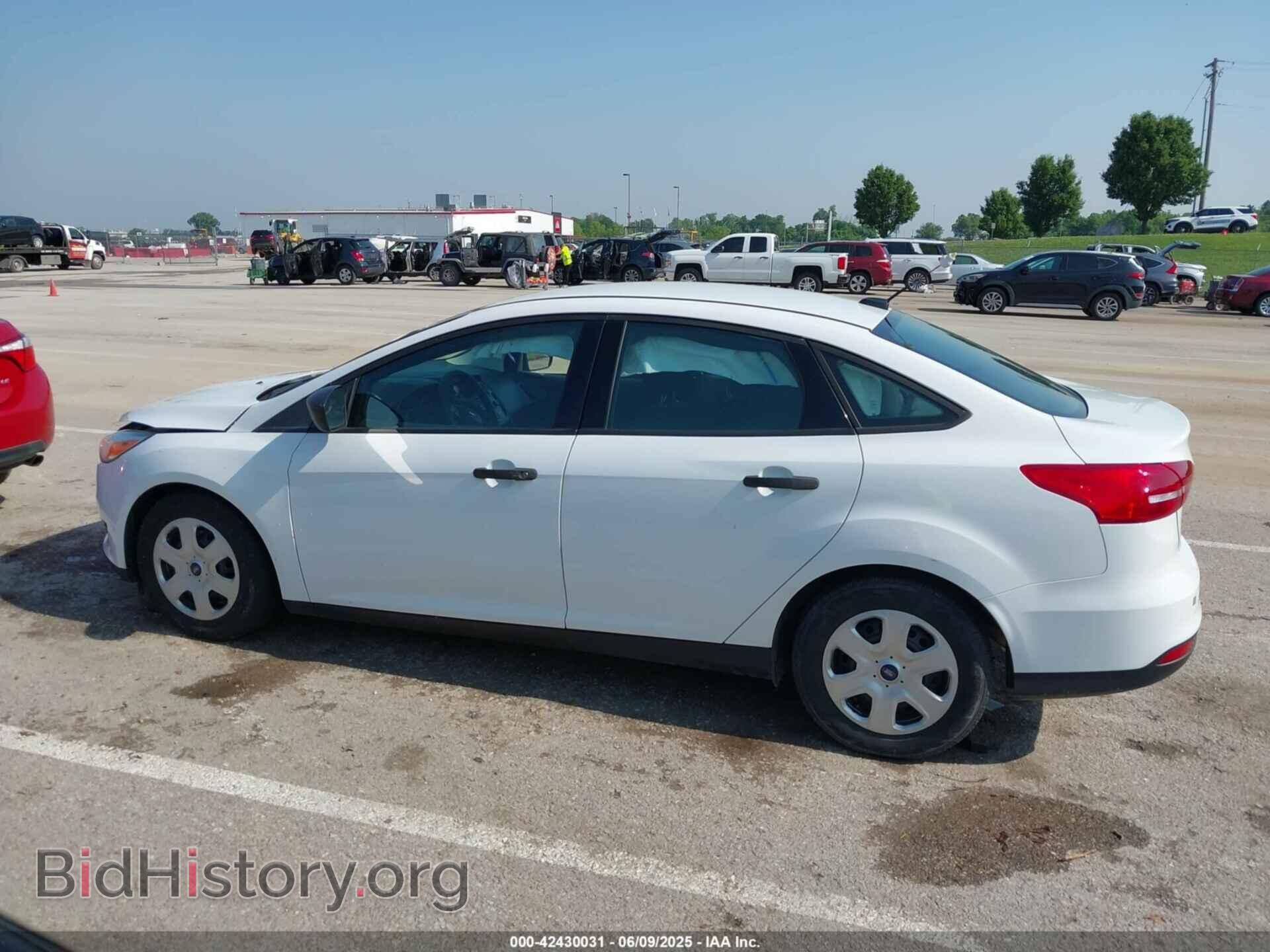 2017 FORD FOCUS - VIN: 1FADP3E25HL299512 - Photo 14