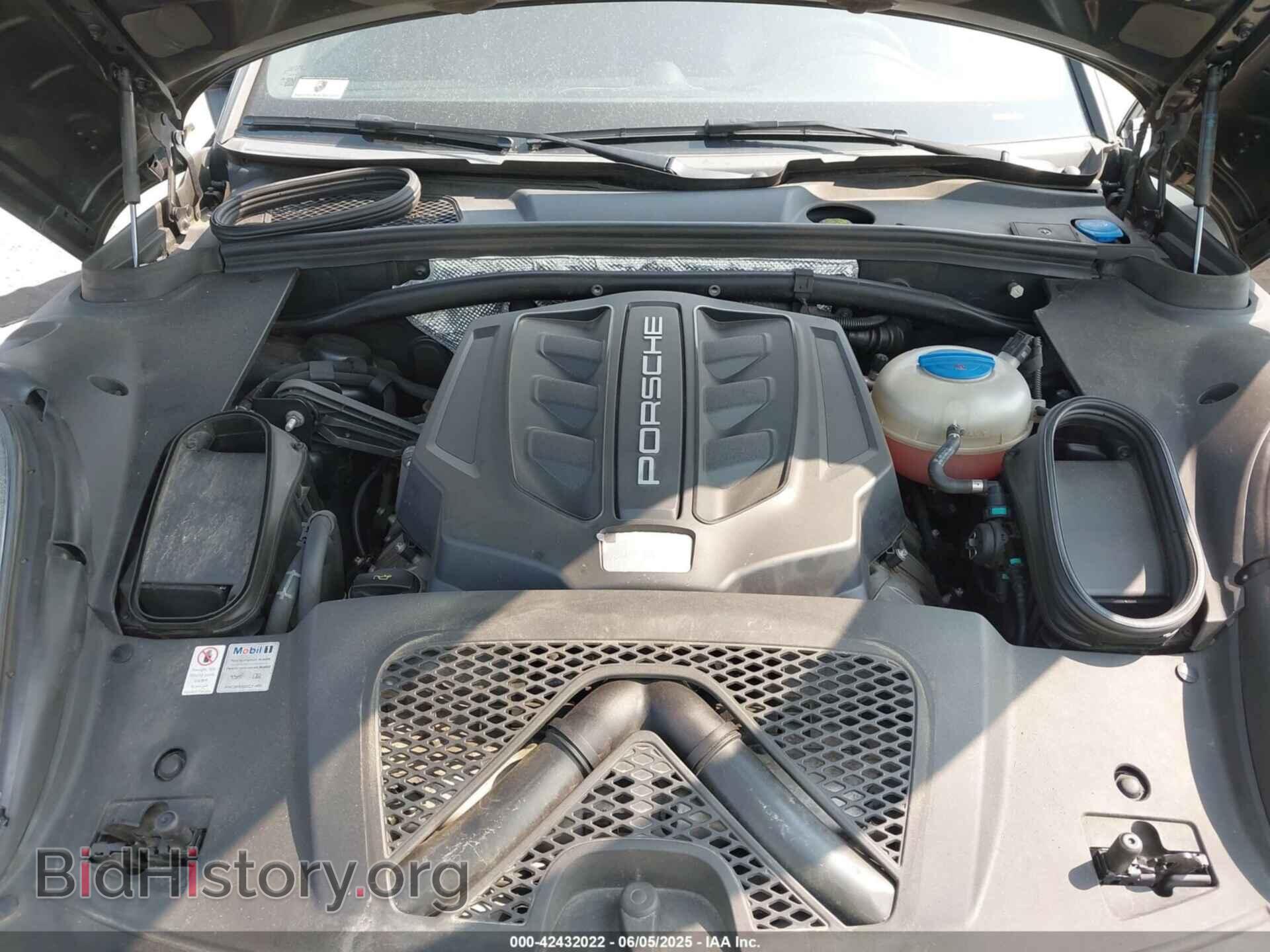 2017 PORSCHE MACAN - VIN: WP1AB2A52HLB18385 - Photo 10