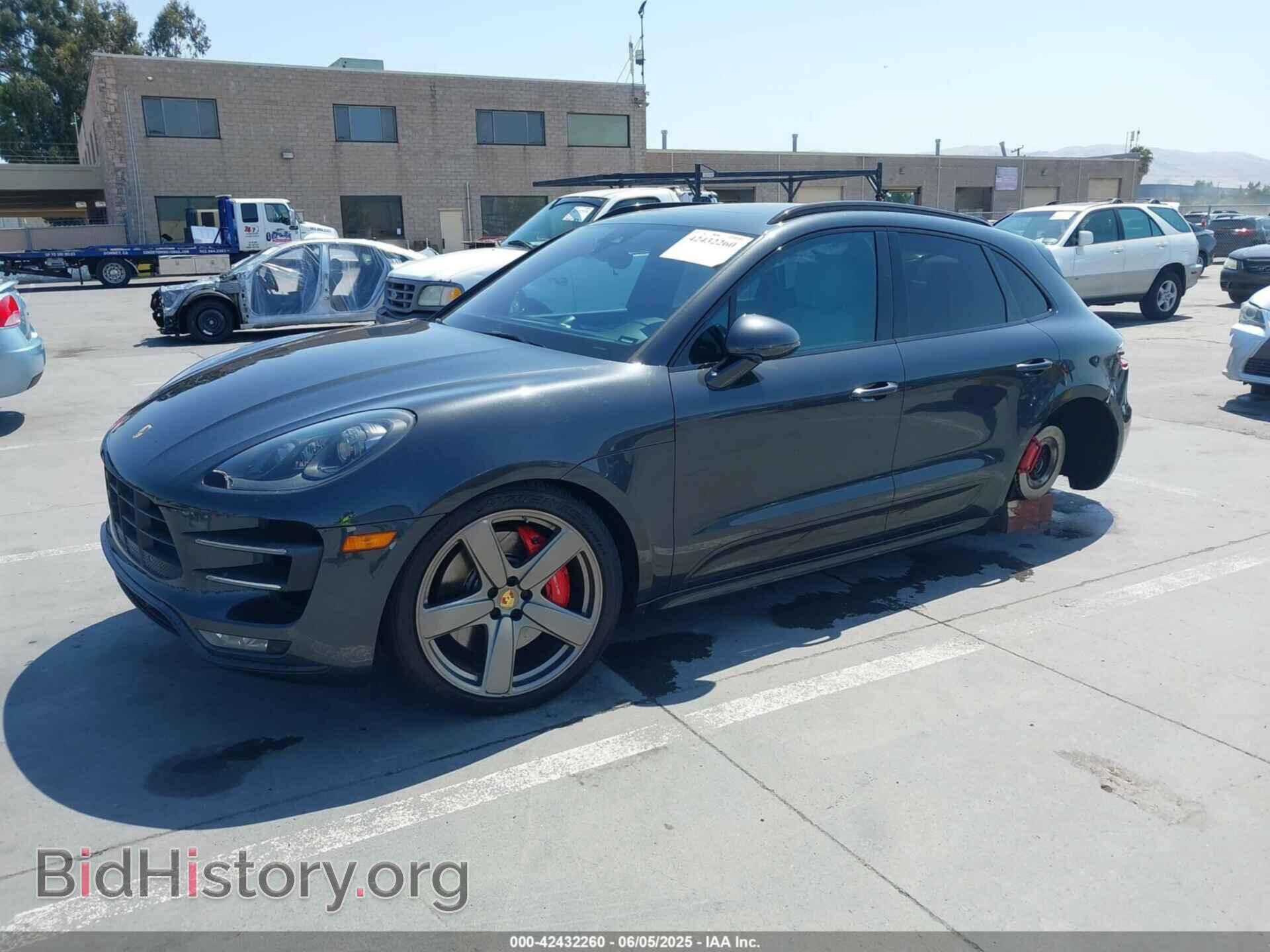 2017 PORSCHE MACAN - VIN: WP1AF2A58HLB61990 - Фото 2