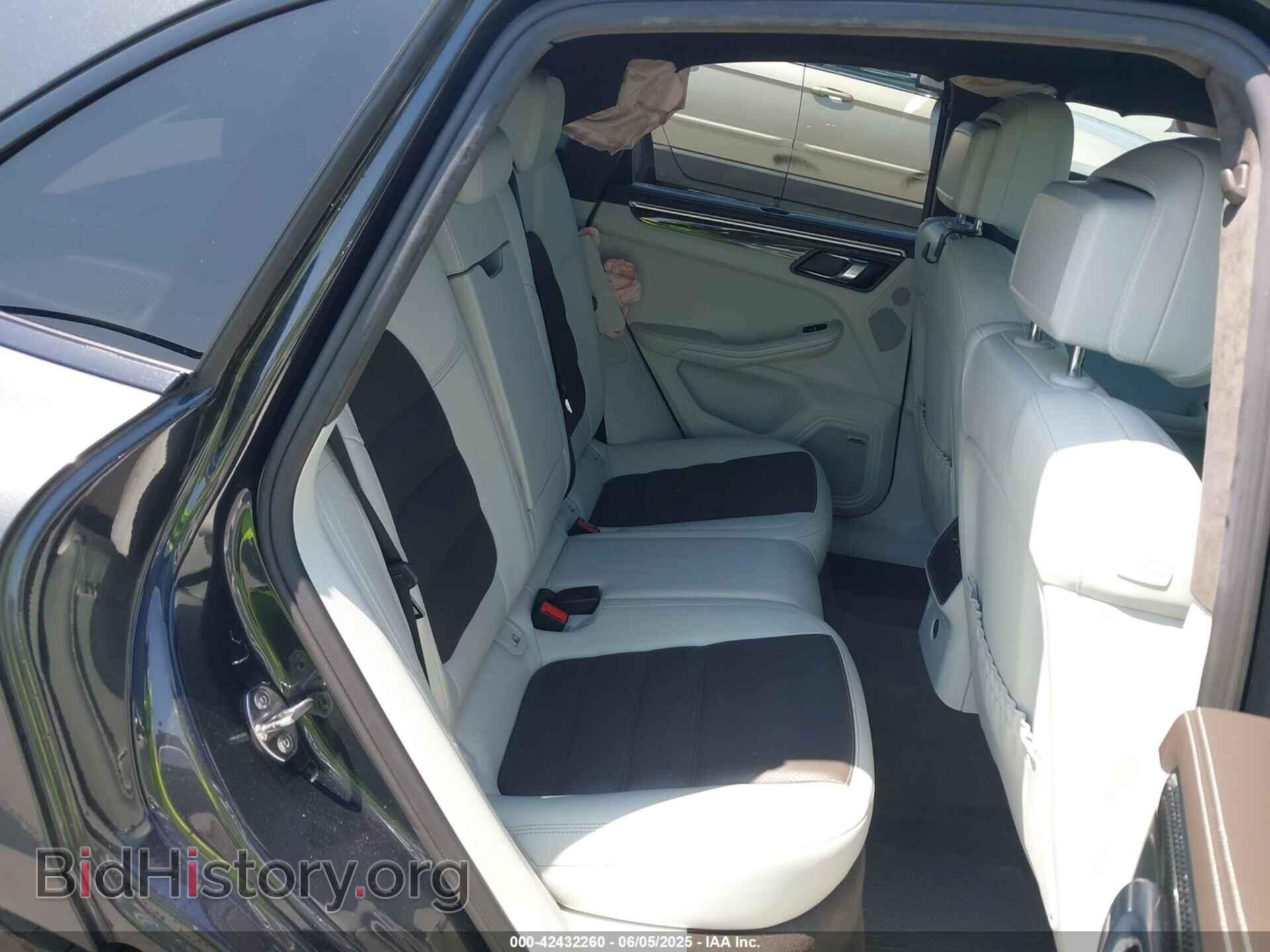 2017 PORSCHE MACAN - VIN: WP1AF2A58HLB61990 - Фото 8