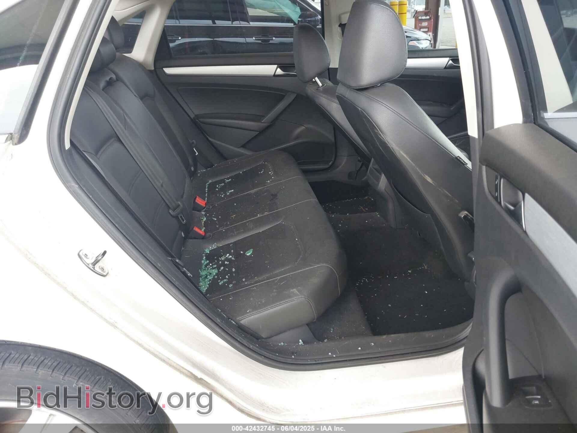 2012 VOLKSWAGEN PASSAT - VIN: 1VWBP7A30CC042884 - Фото 8