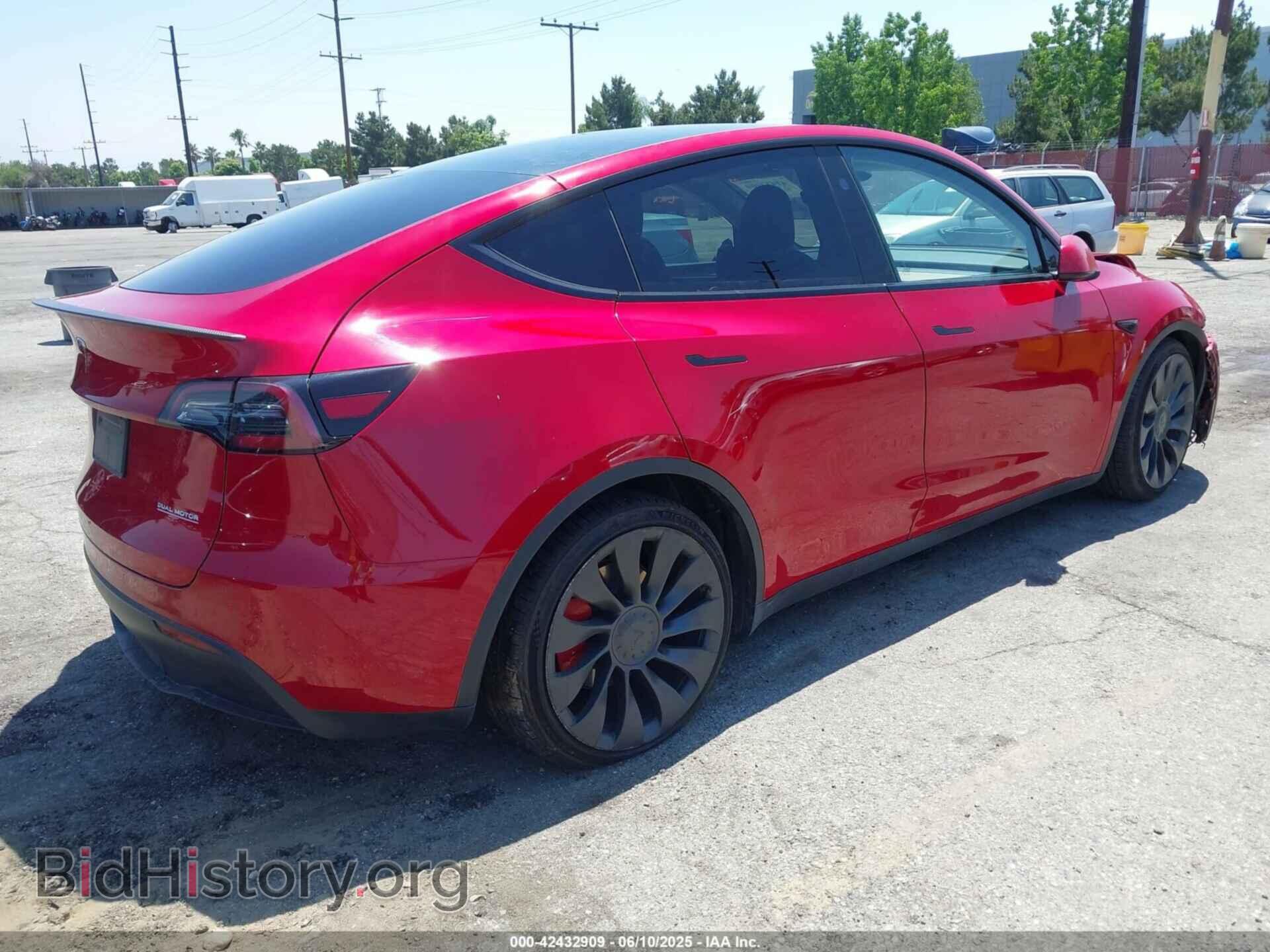 2023 TESLA MODEL Y - VIN: 7SAYGDEF6PF884673 - Фото 4