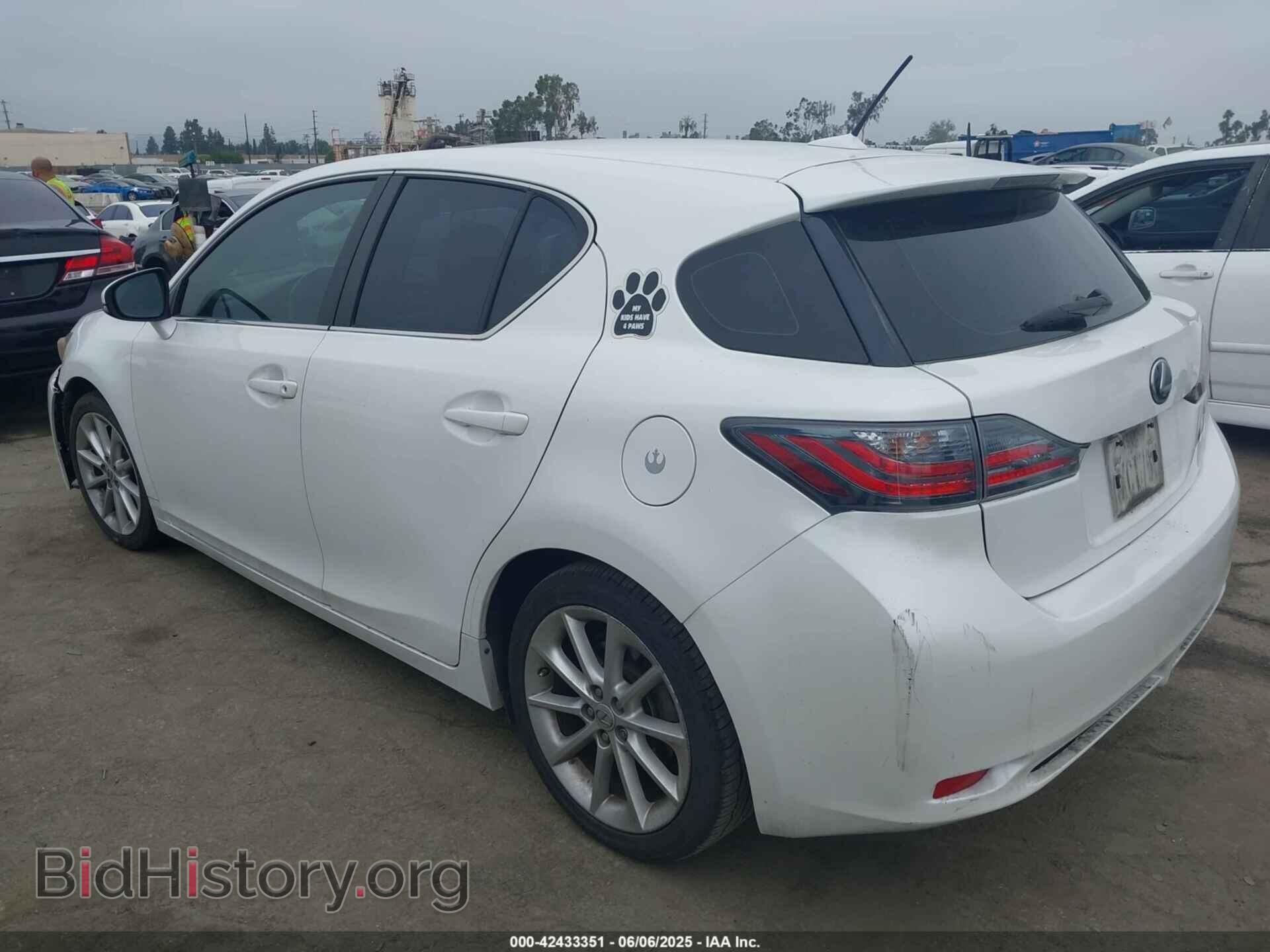 2012 LEXUS CT 200H - VIN: JTHKD5BH2C2113226 - Фото 3