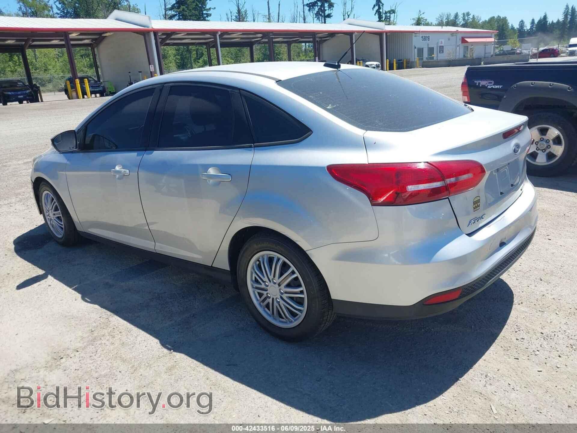 2016 FORD FOCUS - VIN: 1FADP3F24GL286330 - Фото 3