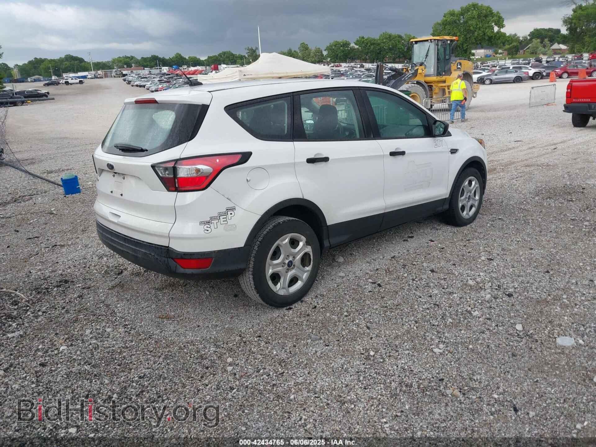 2018 FORD ESCAPE - VIN: 1FMCU0F79JUB46232 - Фото 4