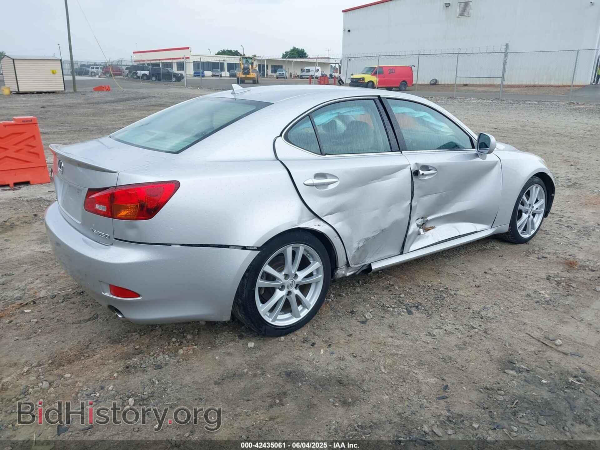 2007 LEXUS IS 250 - VIN: JTHBK262772034490 - Photo 4