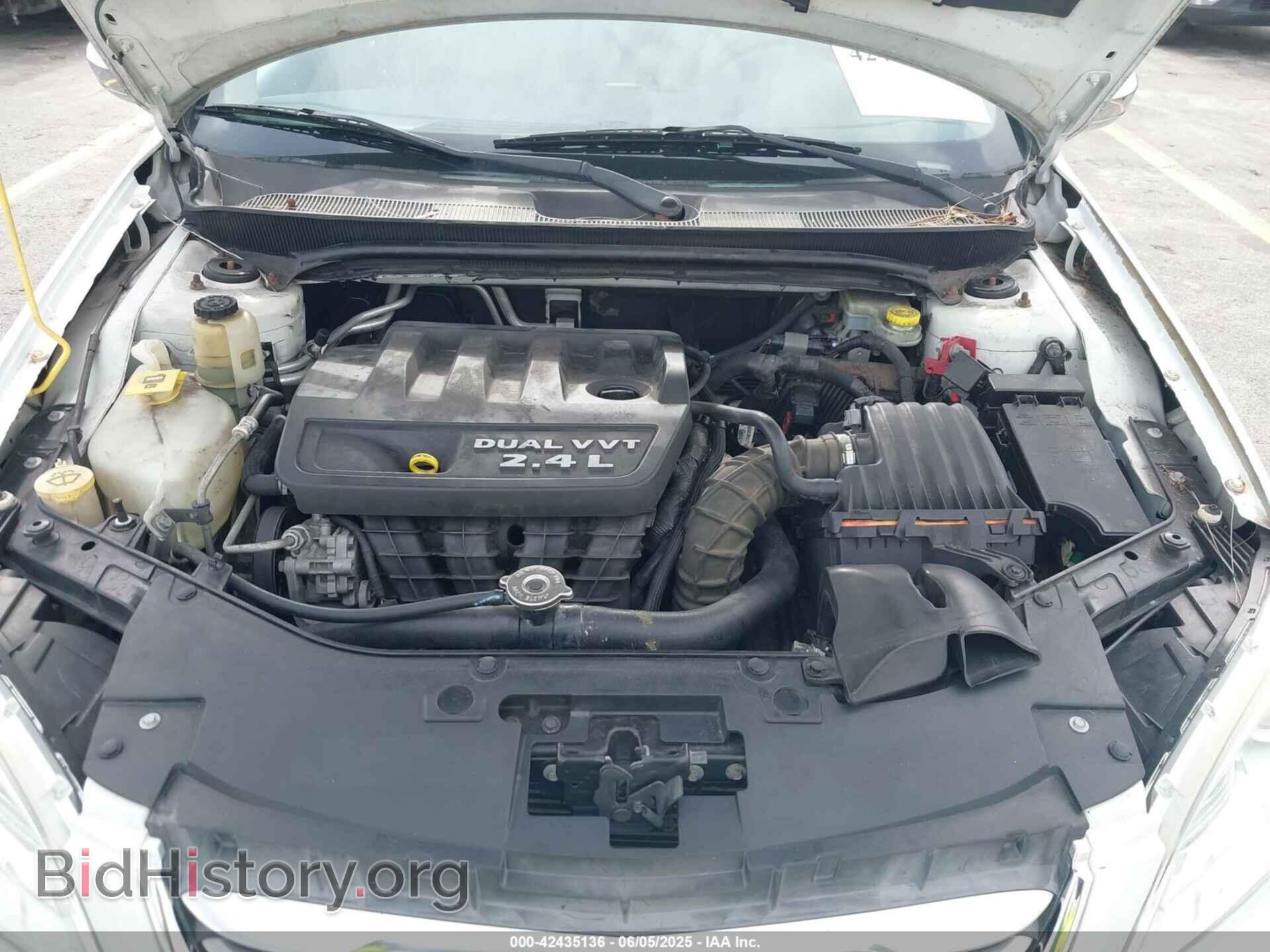 2012 CHRYSLER 200 - VIN: 1C3CCBCB0CN299613 - Фото 10