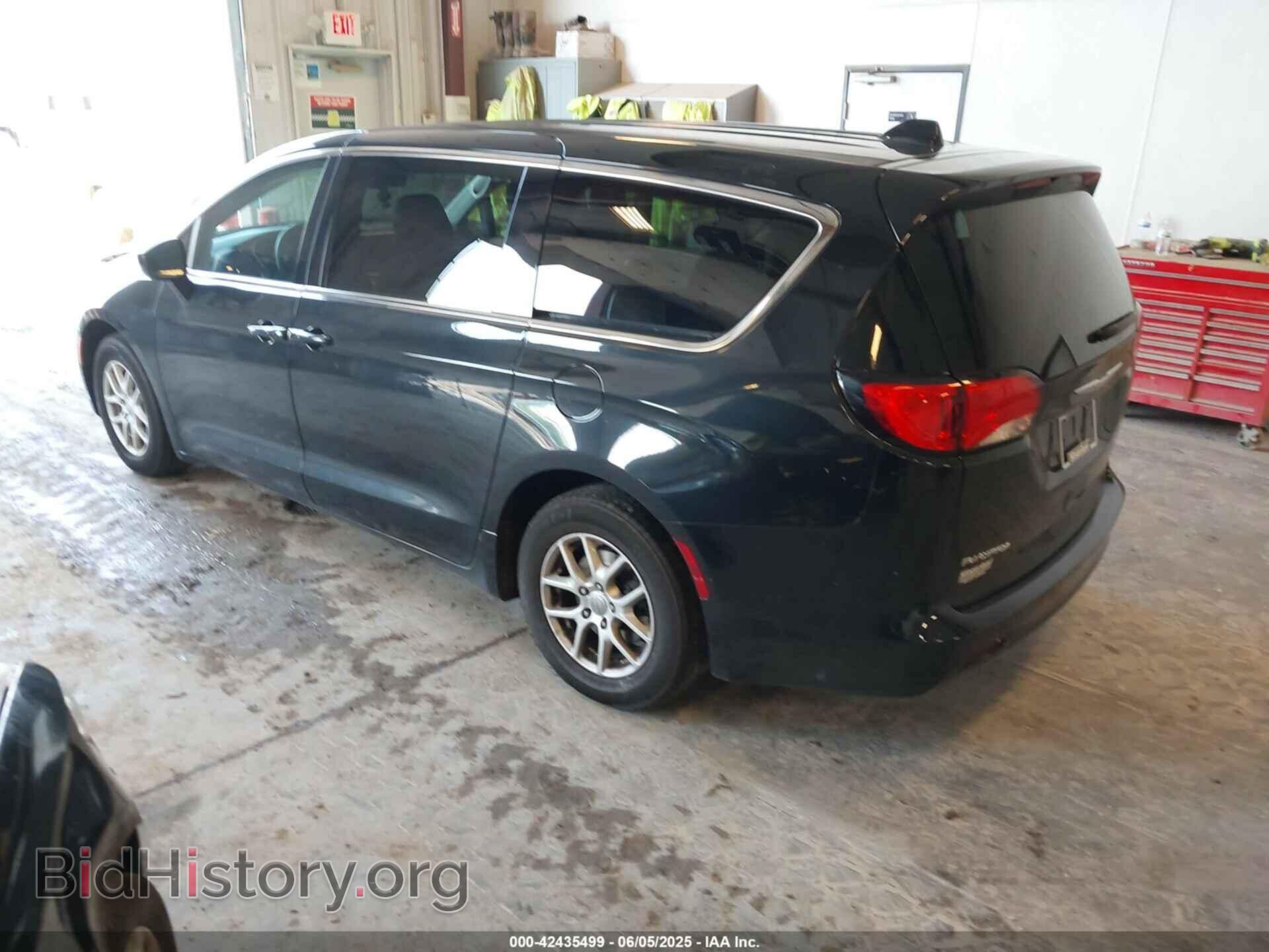2017 CHRYSLER PACIFICA - VIN: 2C4RC1DG6HR609655 - Фото 3