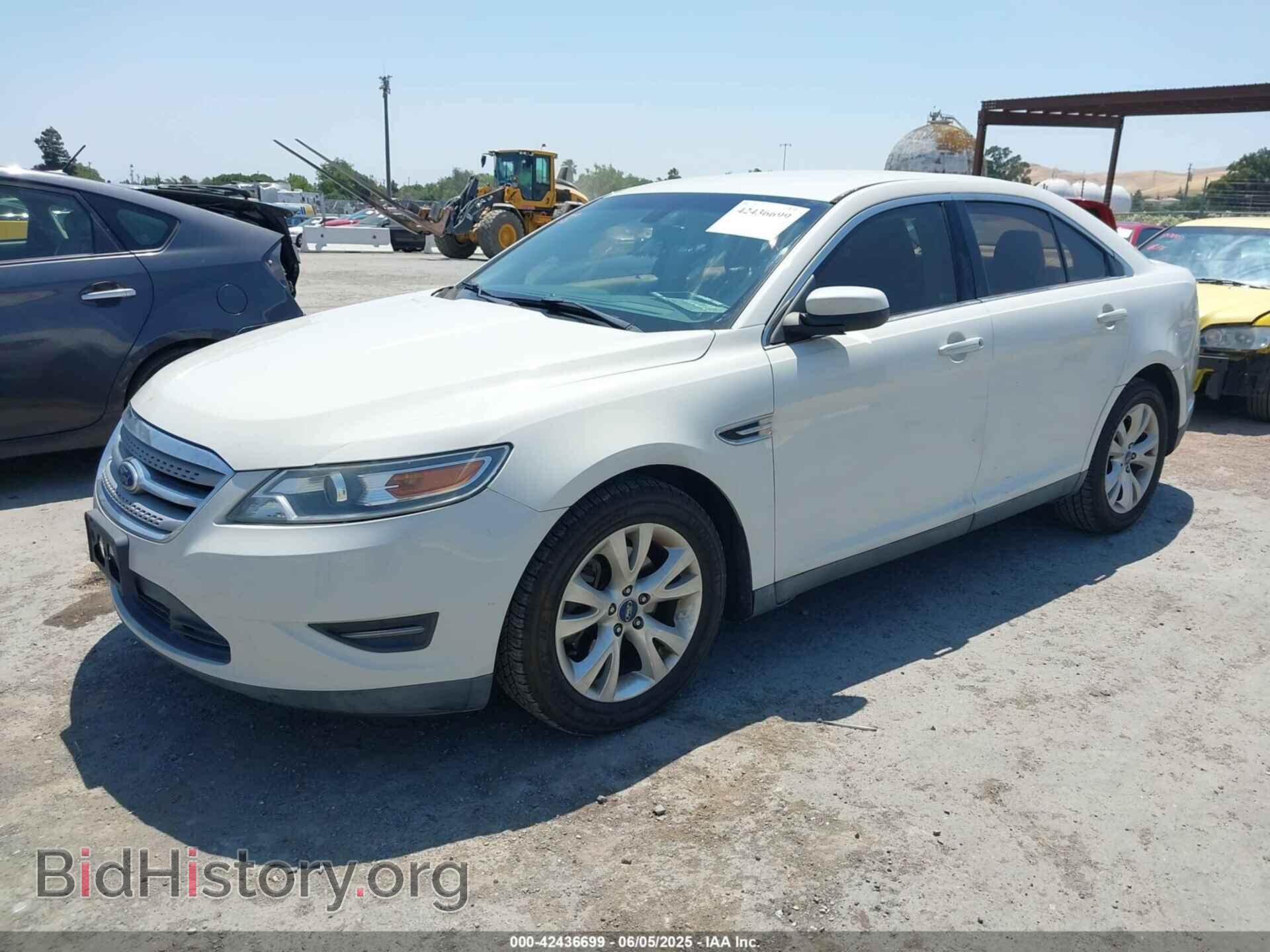 2011 FORD TAURUS - VIN: 1FAHP2EW0BG182256 - Фото 2