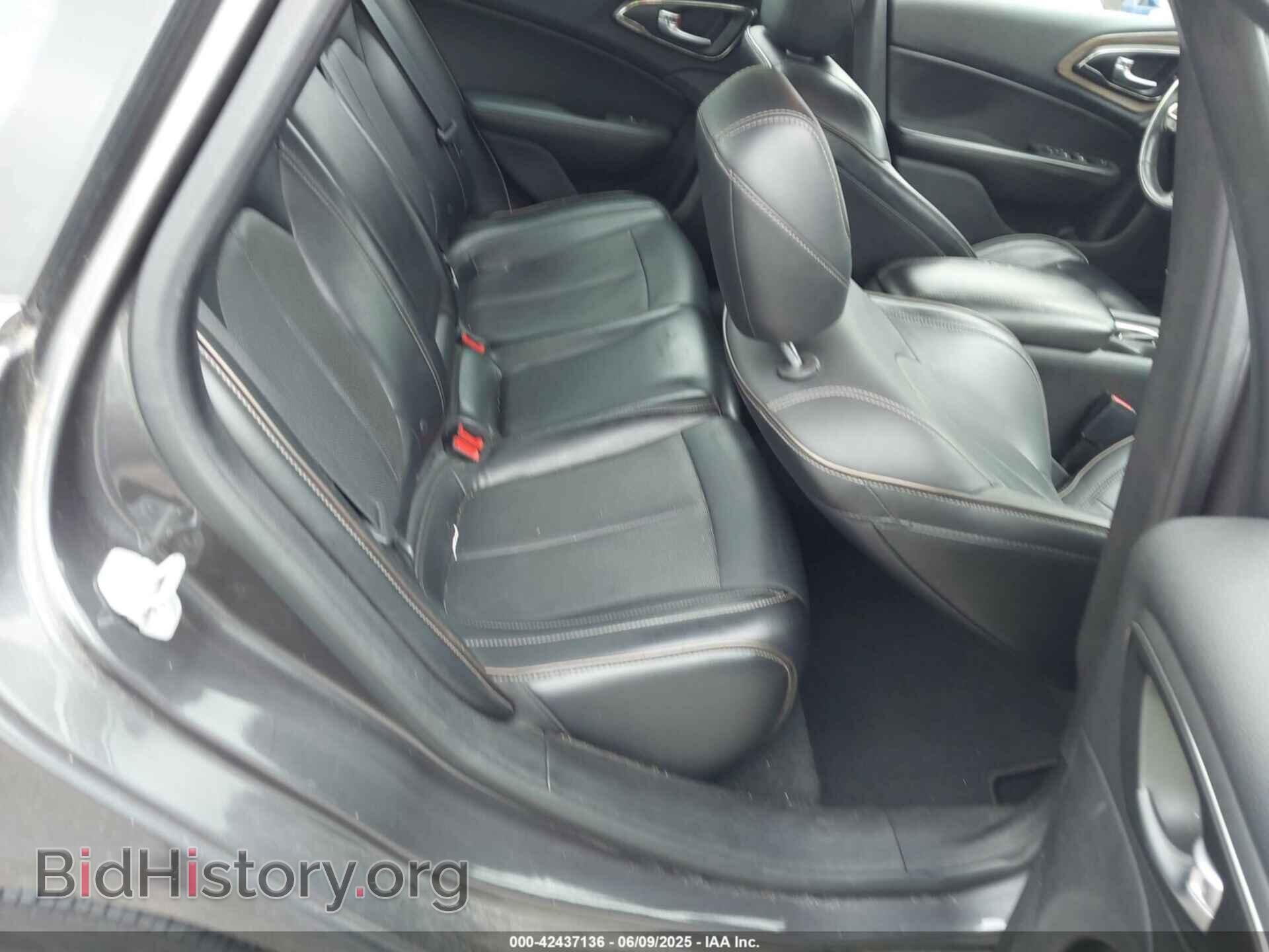 2016 CHRYSLER 200 - VIN: 1C3CCCEG0GN100628 - Фото 8