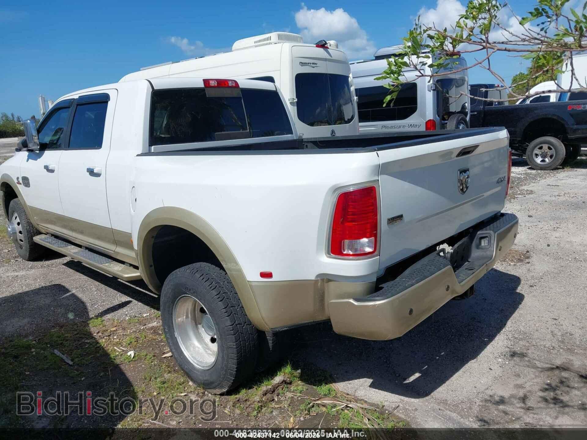 2015 RAM 3500 - VIN: 3C63RRNL8FG523742 - Фото 3