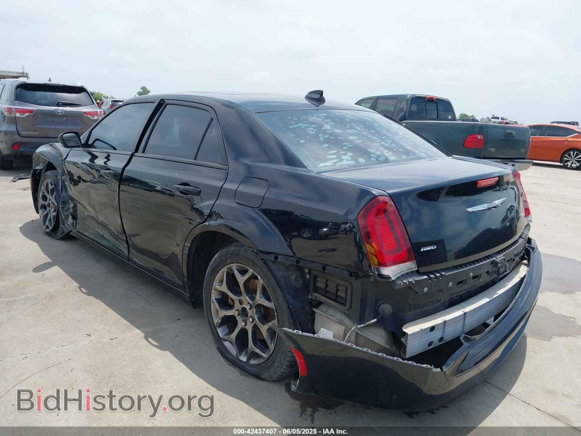 2017 CHRYSLER 300 - VIN: 2C3CCAGGXHH550086 - Фото 3