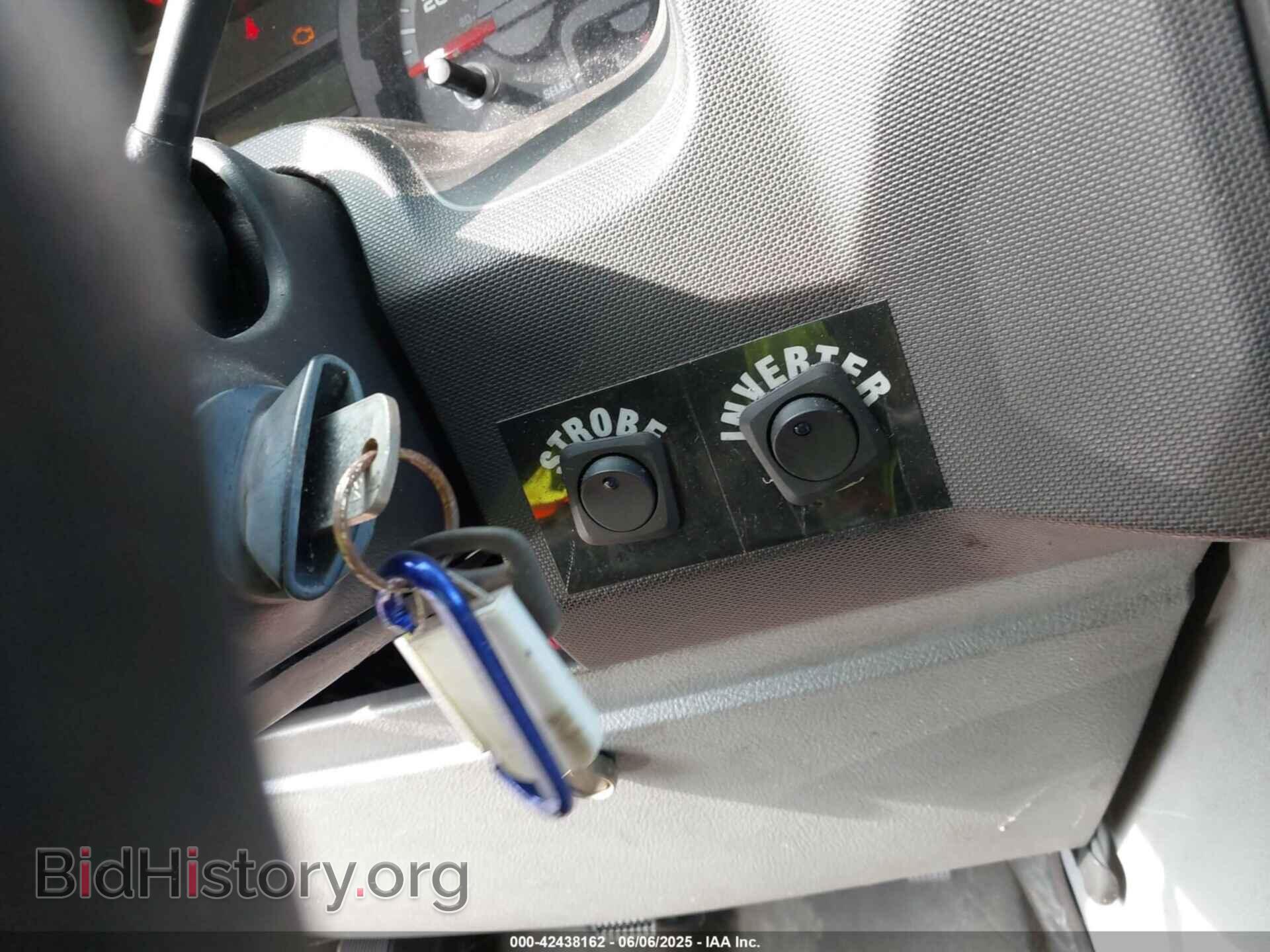 2011 FORD E-250 - VIN: 1FTNE2EL0BDA75721 - Photo 11