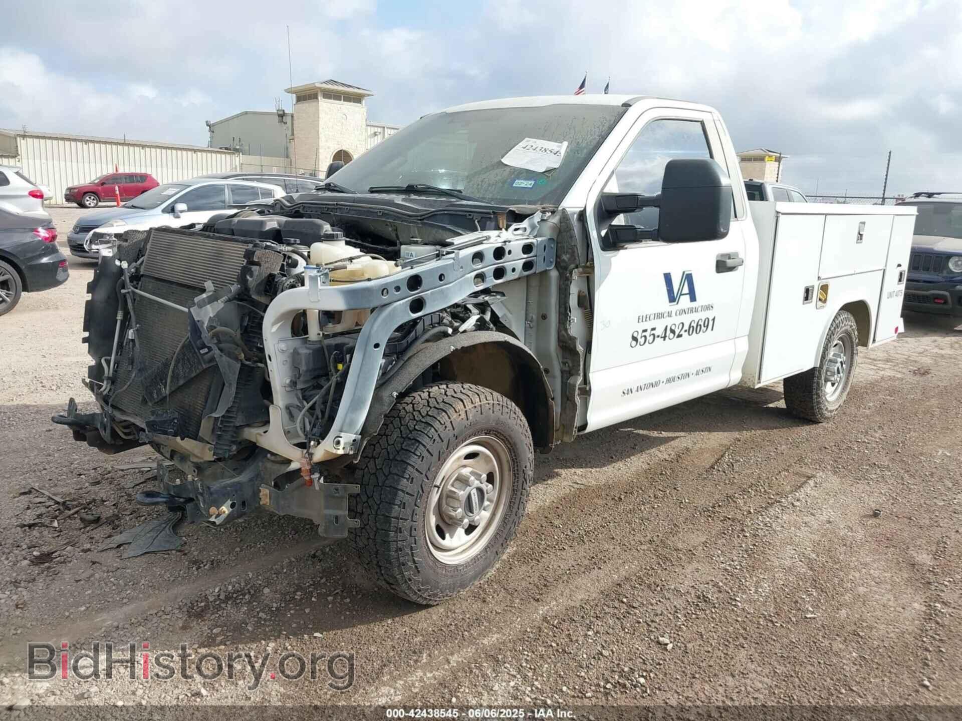 2017 FORD F-250 - VIN: 1FDBF2A68HEF24075 - Фото 2