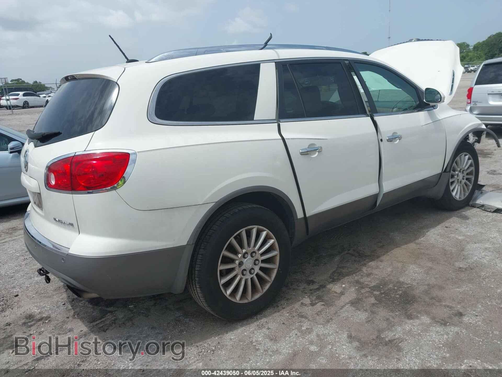 2012 BUICK ENCLAVE - VIN: 5GAKRCED0CJ198994 - Photo 4