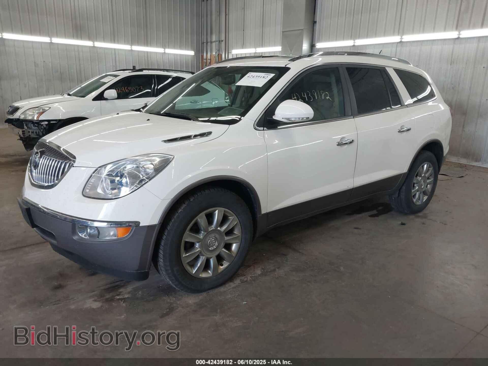 2012 BUICK ENCLAVE - VIN: 5GAKVCEDXCJ370623 - Фото 2