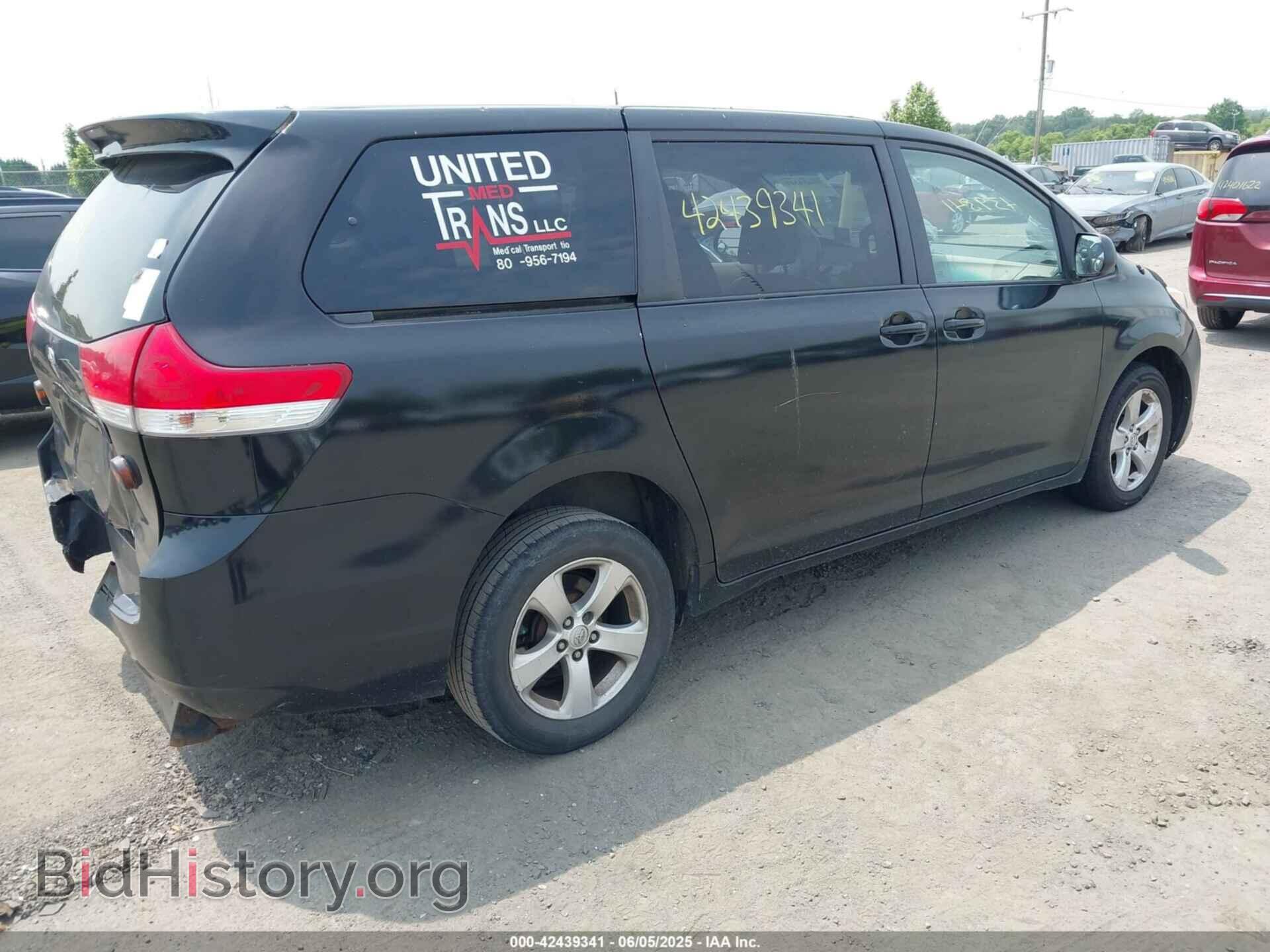 2014 TOYOTA SIENNA - VIN: 5TDZK3DCXES450220 - Фото 4