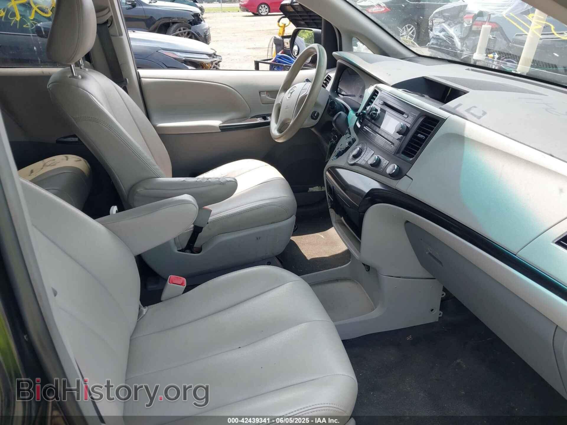 2014 TOYOTA SIENNA - VIN: 5TDZK3DCXES450220 - Фото 5