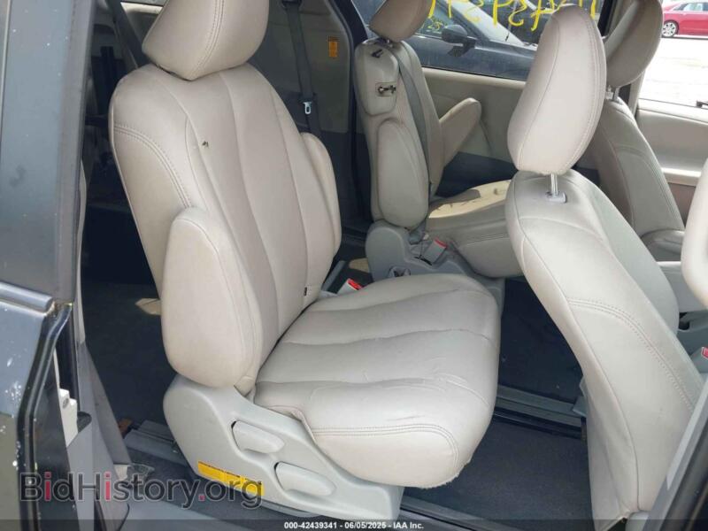2014 Toyota SIENNA (VIN 5TDZK3DCXES450220) — photo 8 of 16