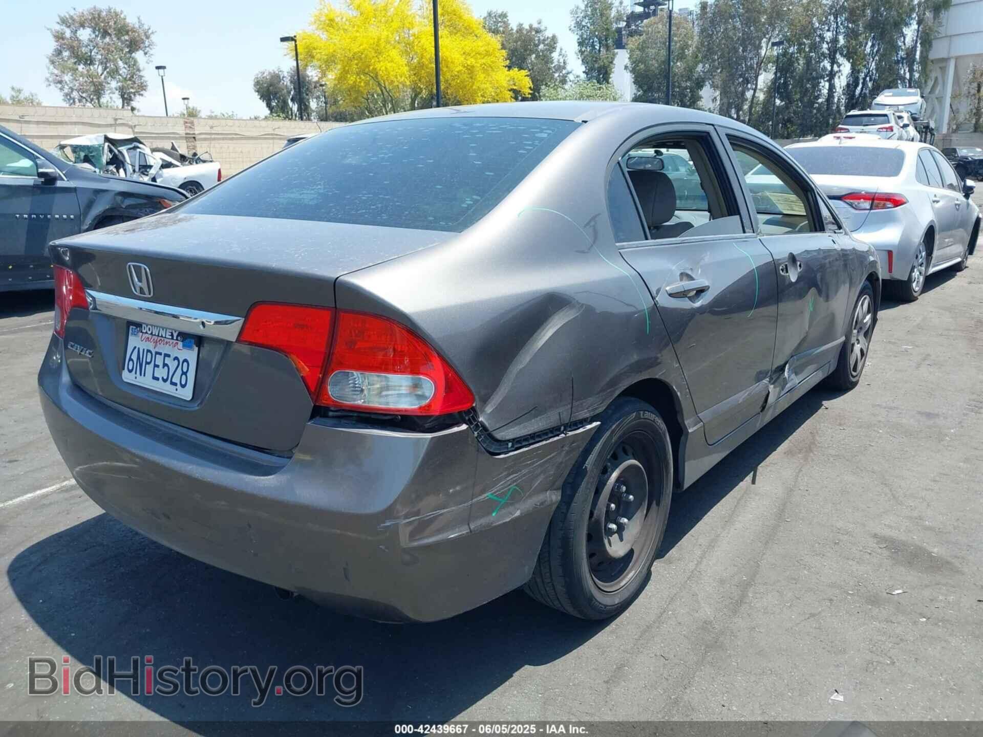 2010 HONDA CIVIC - VIN: 19XFA1F54AE075986 - Фото 4