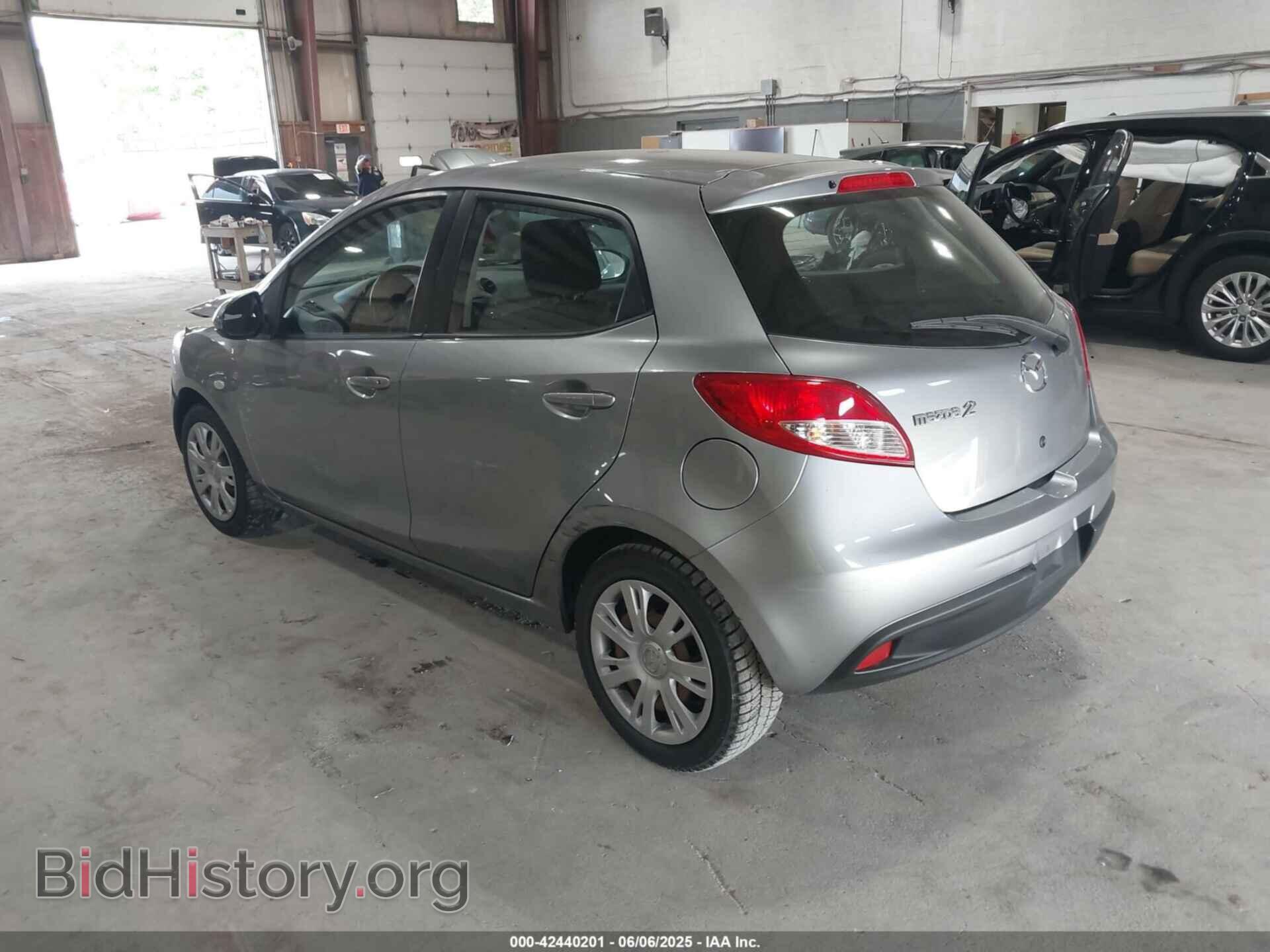 2014 MAZDA MAZDA2 - VIN: JM1DE1KY4E0178206 - Фото 3
