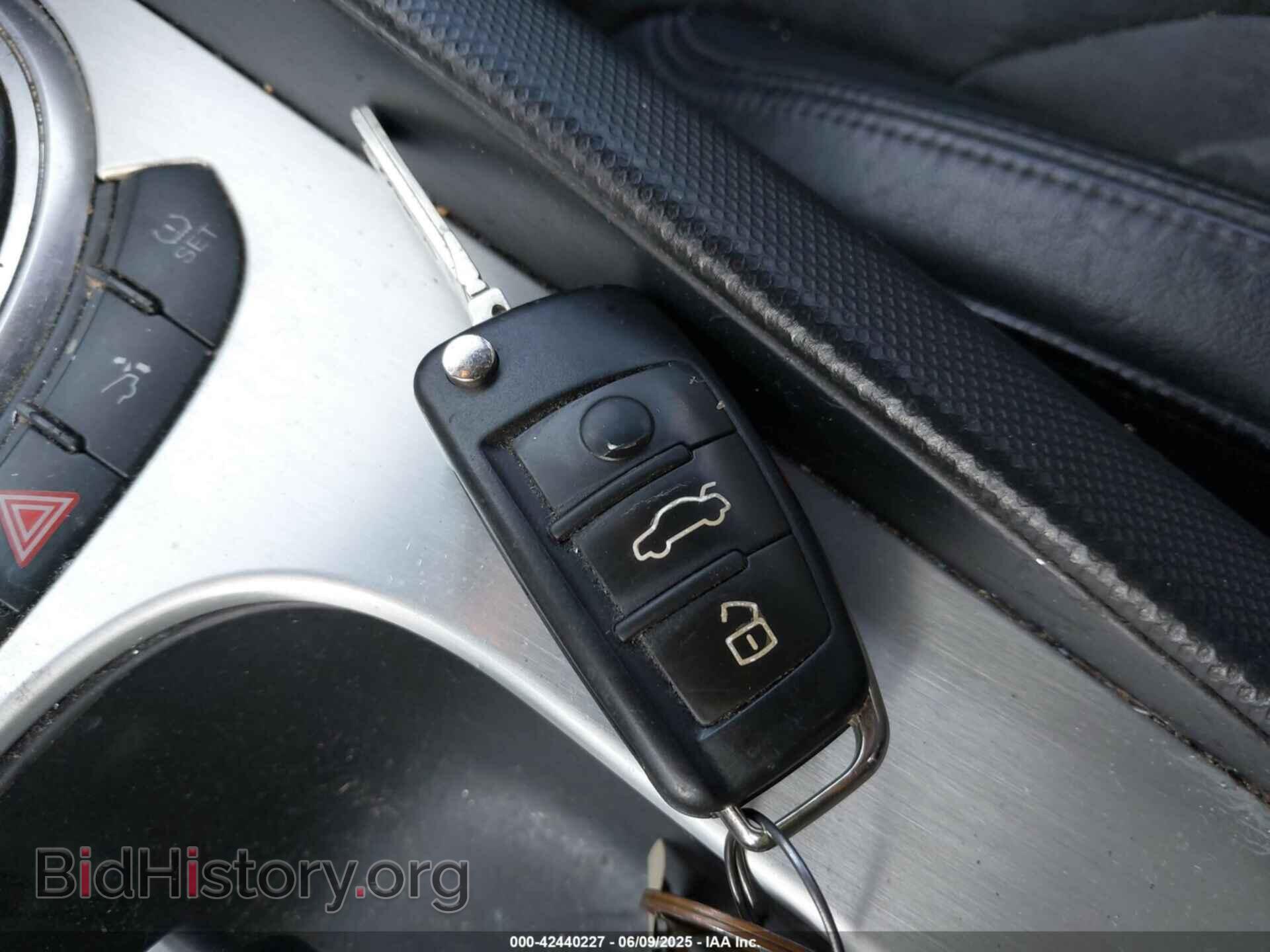 2008 AUDI TT - VIN: TRUAF38J381003262 - Фото 11