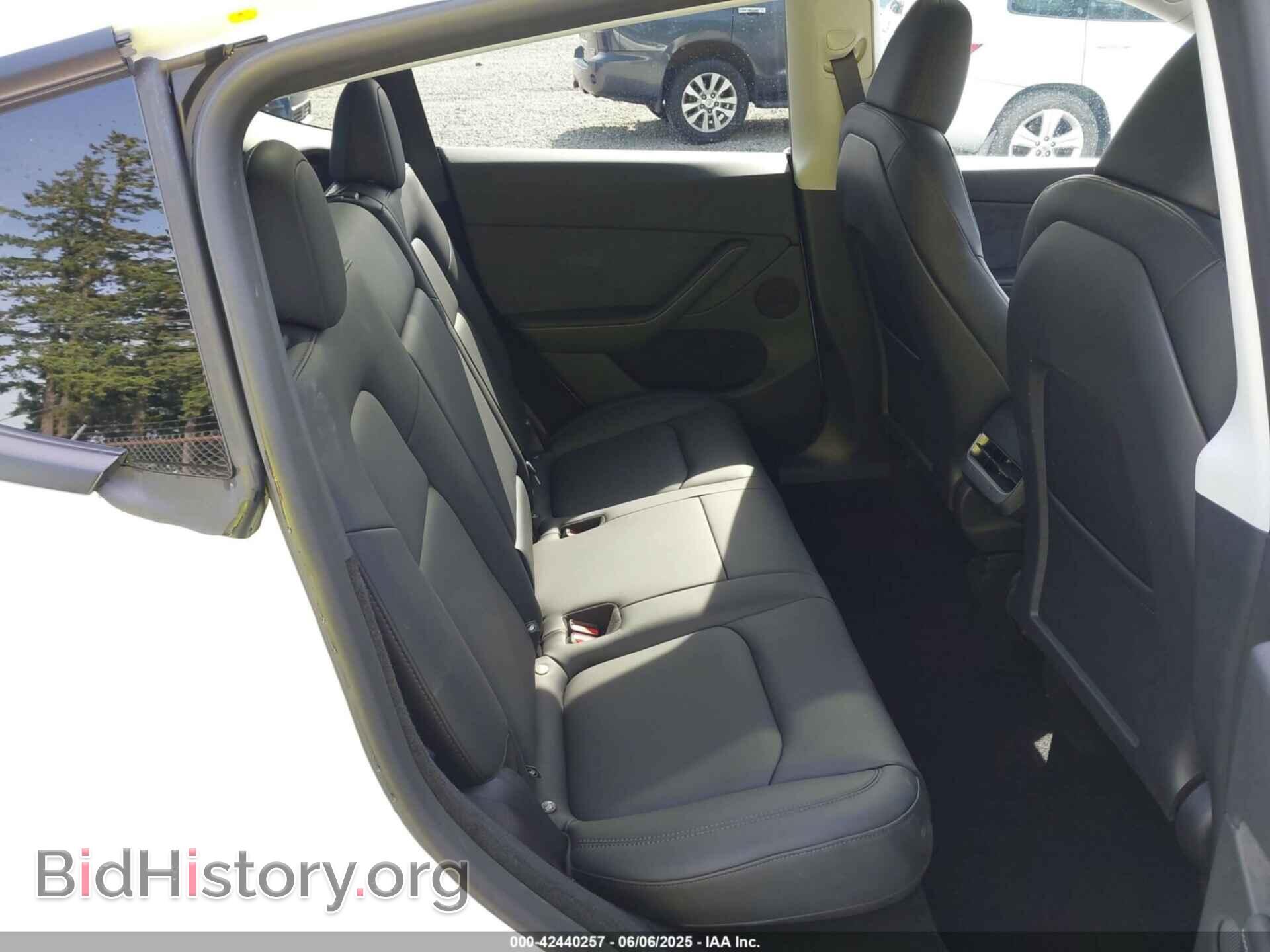 2025 TESLA MODEL Y - VIN: 7SAYGDED8SA351745 - Фото 8