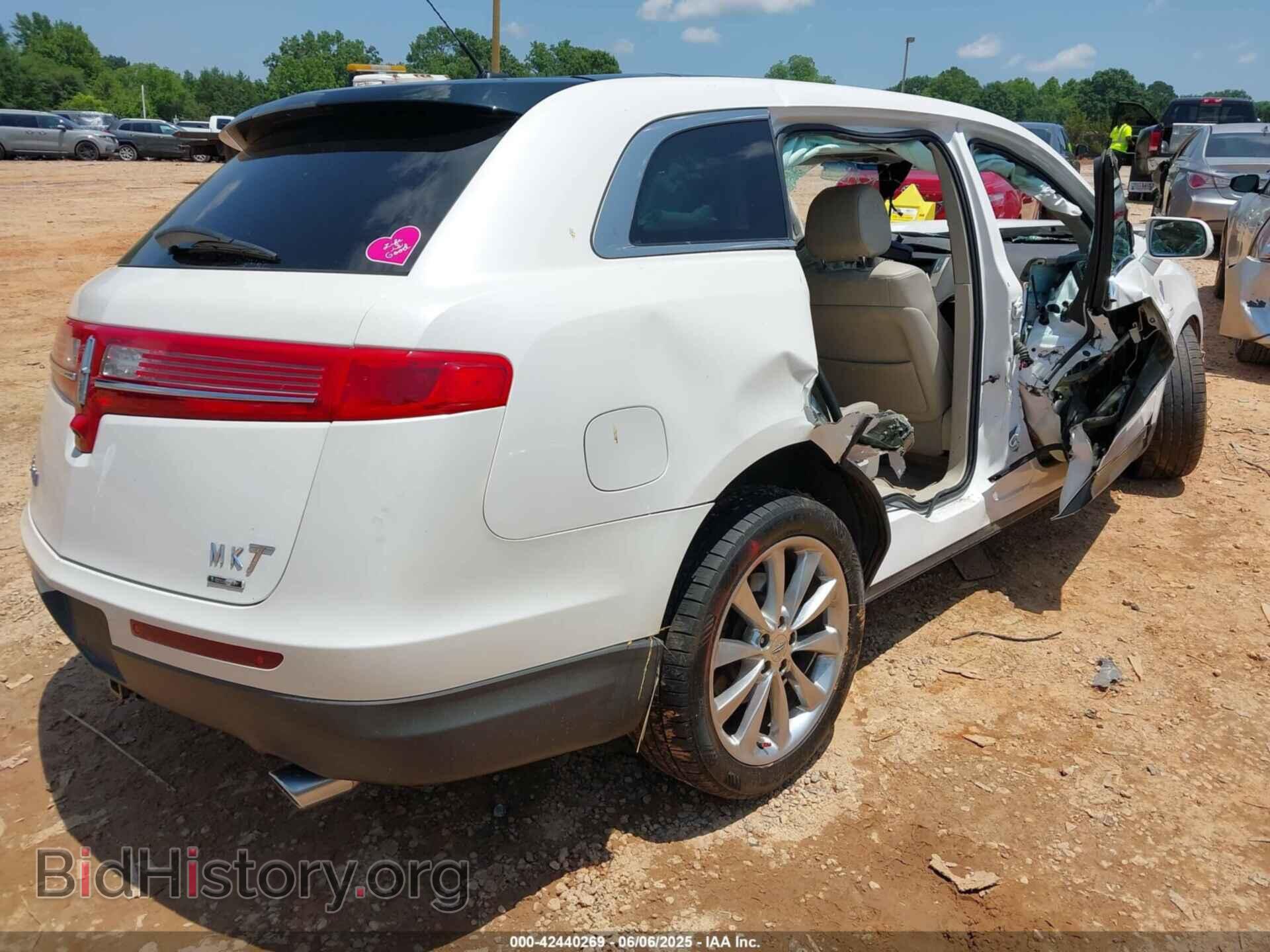 2012 LINCOLN MKT - VIN: 2LMHJ5AT6CBL52895 - Фото 4