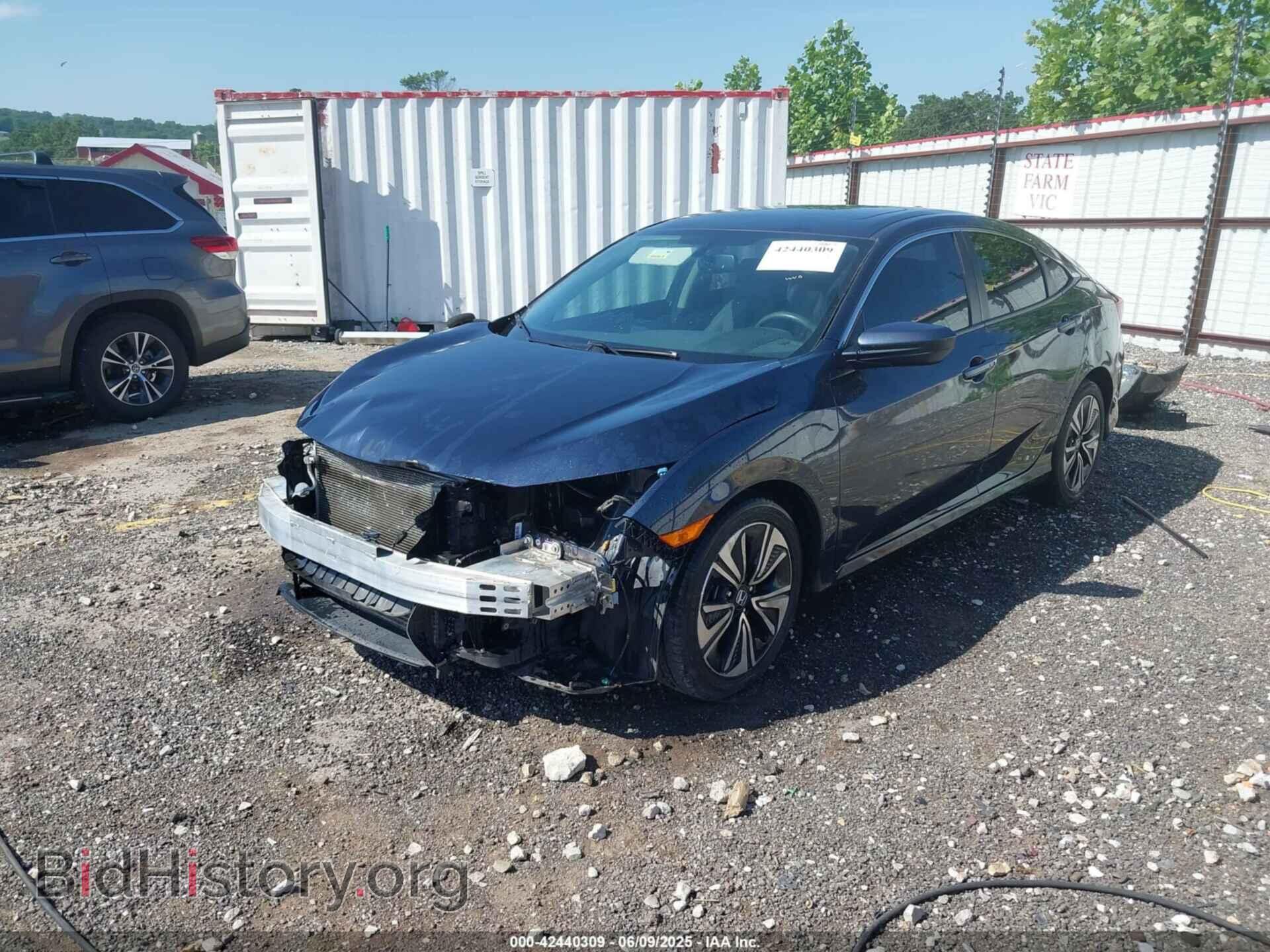 2017 HONDA CIVIC - VIN: 19XFC1F73HE008107 - Фото 2