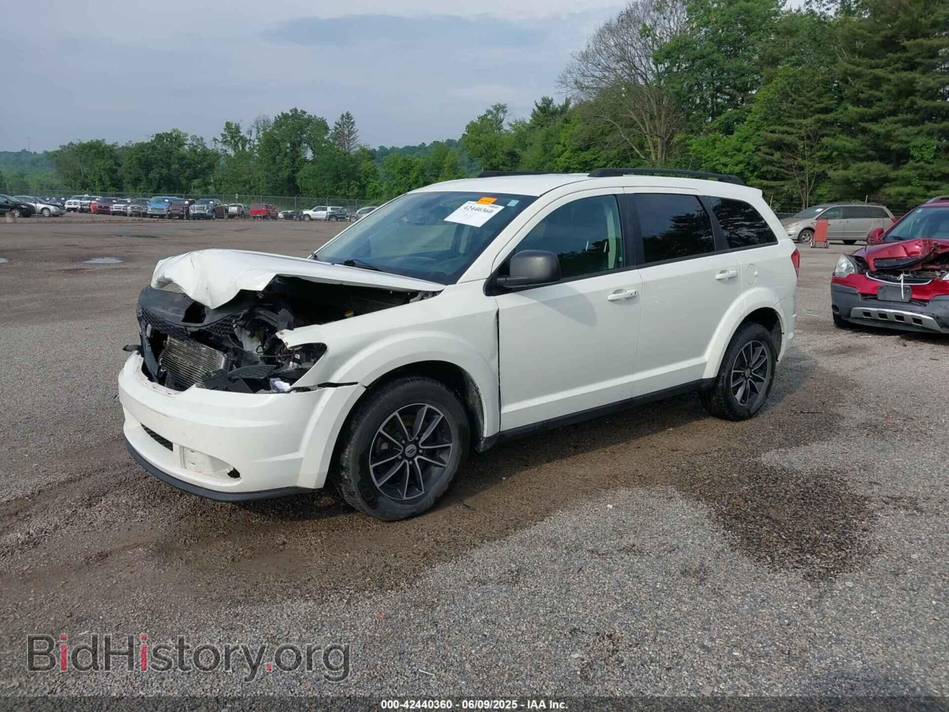 2018 DODGE JOURNEY - VIN: 3C4PDCAB6JT520874 - Photo 2