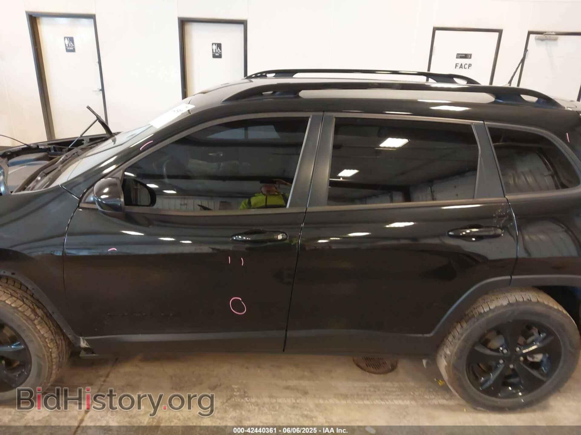 2016 JEEP CHEROKEE - VIN: 1C4PJMCS6GW214045 - Фото 14