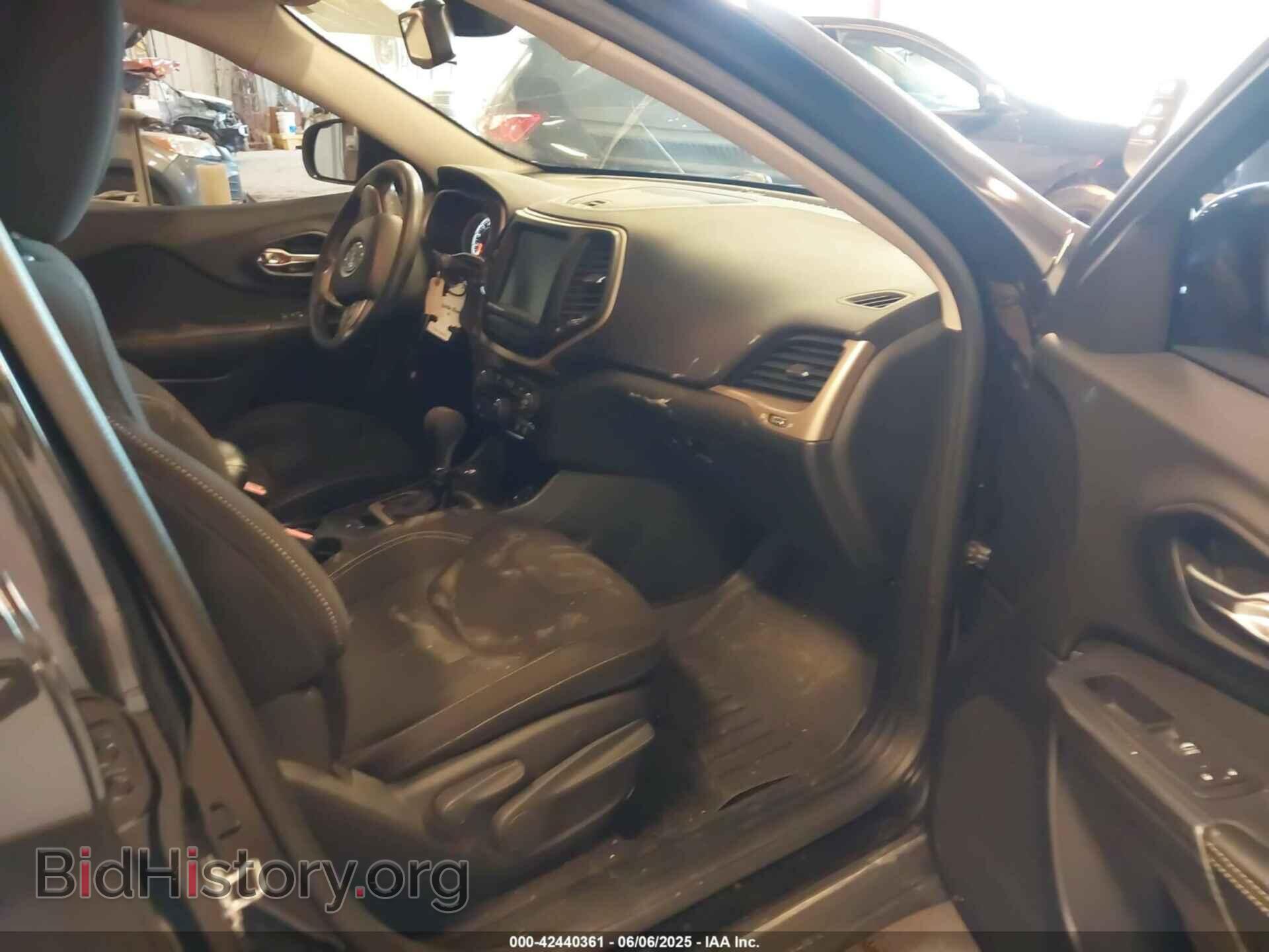 2016 JEEP CHEROKEE - VIN: 1C4PJMCS6GW214045 - Фото 8