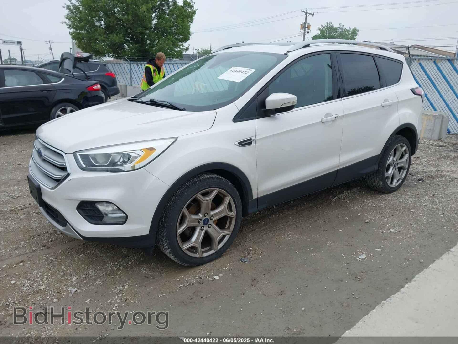 2017 FORD ESCAPE - VIN: 1FMCU0JD7HUB97140 - Фото 2