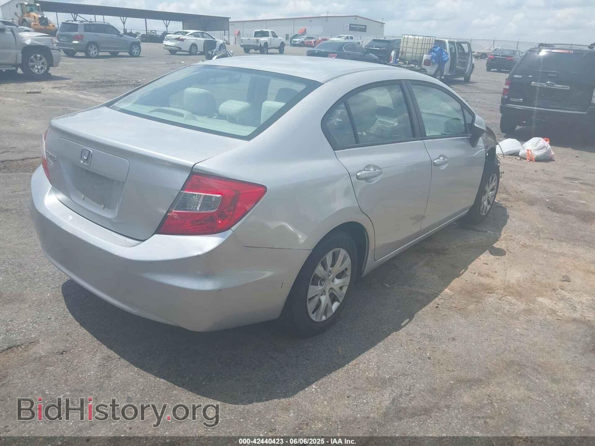 2012 HONDA CIVIC - VIN: 2HGFB2F59CH334631 - Фото 3