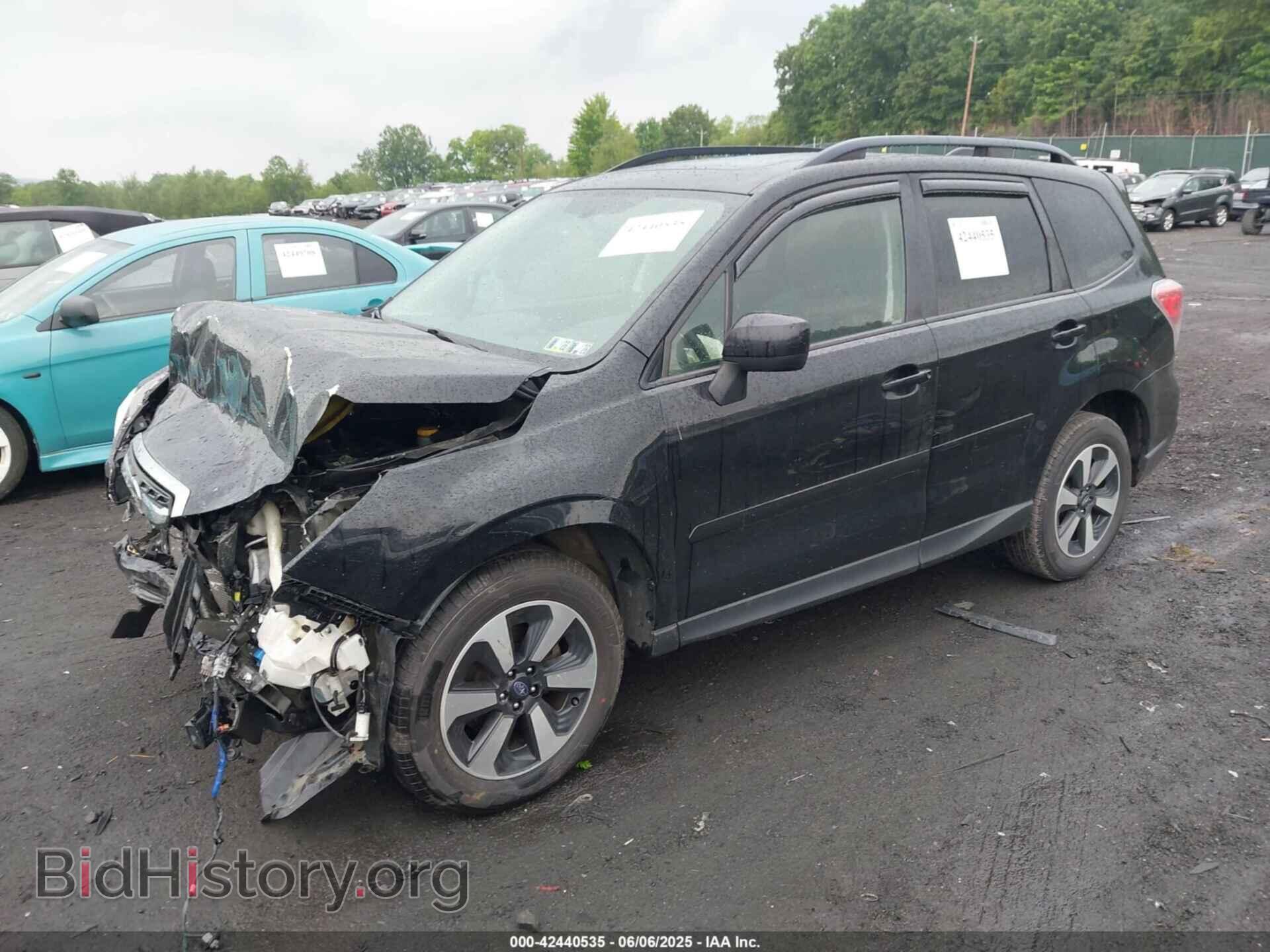 2017 SUBARU FORESTER - VIN: JF2SJAECXHH519862 - Фото 2