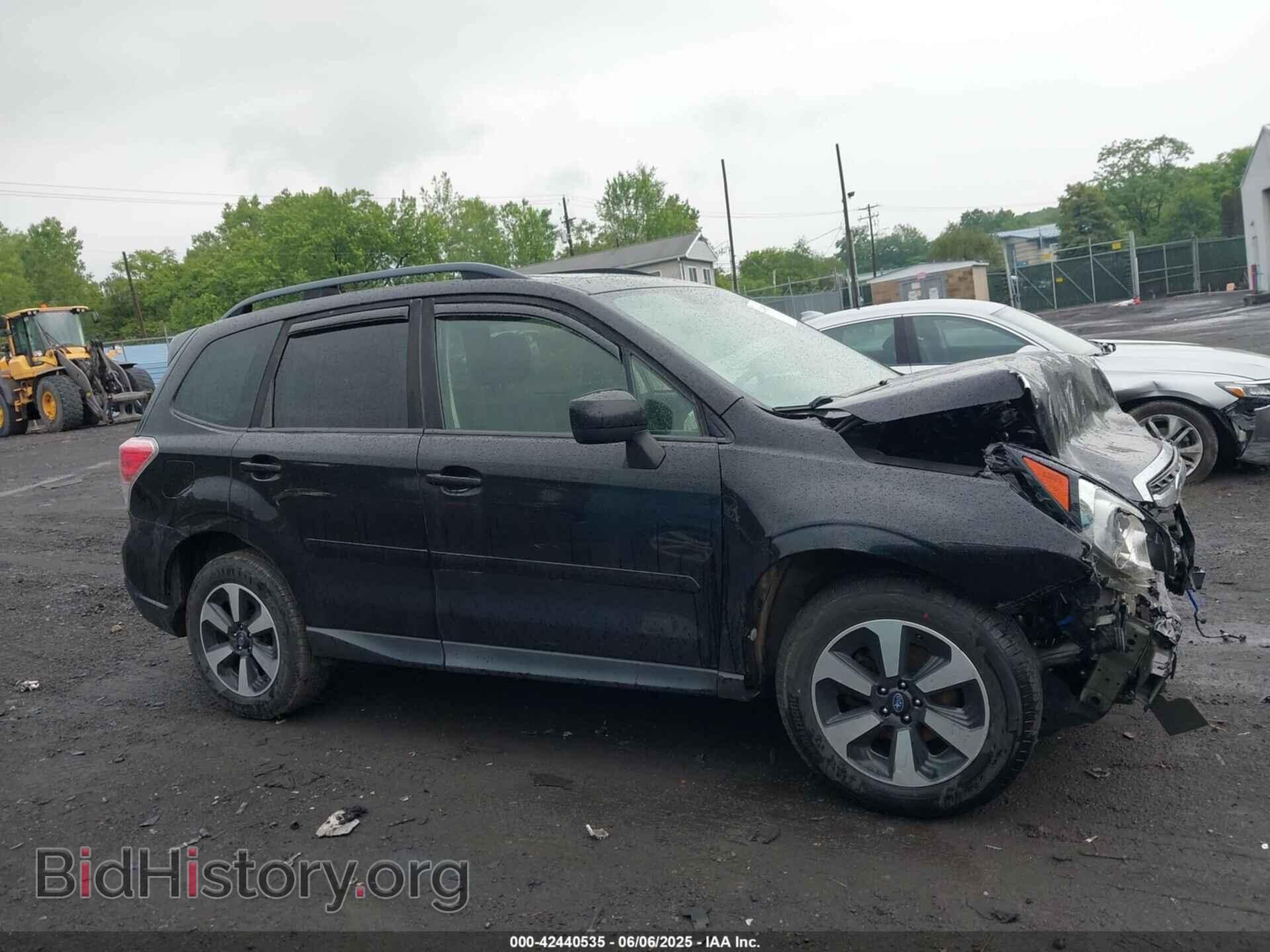 2017 SUBARU FORESTER - VIN: JF2SJAECXHH519862 - Фото 13