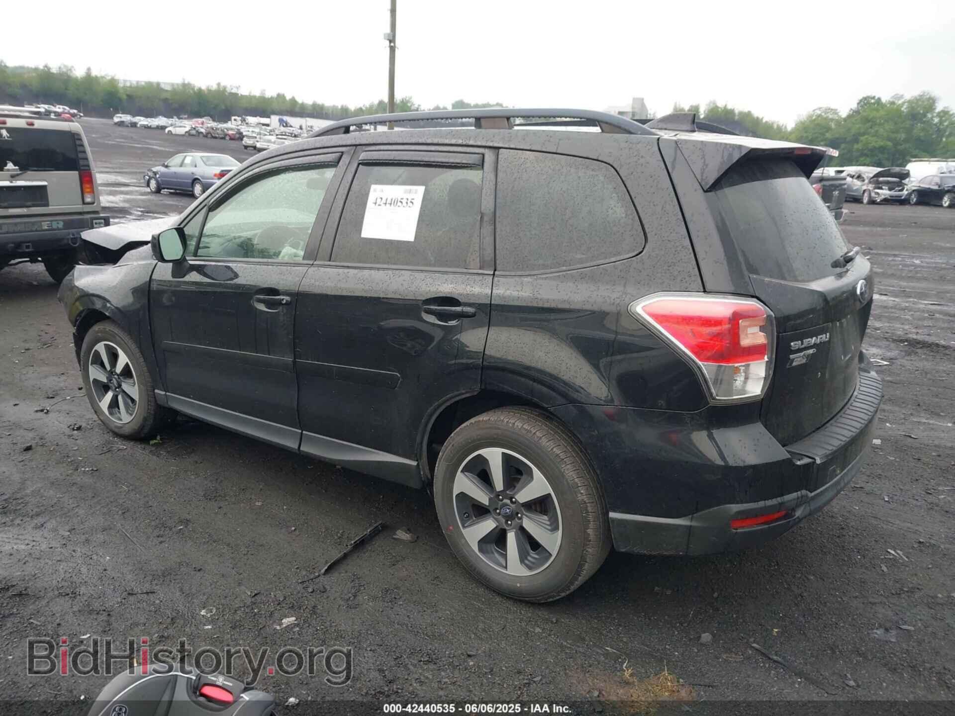 2017 SUBARU FORESTER - VIN: JF2SJAECXHH519862 - Фото 3