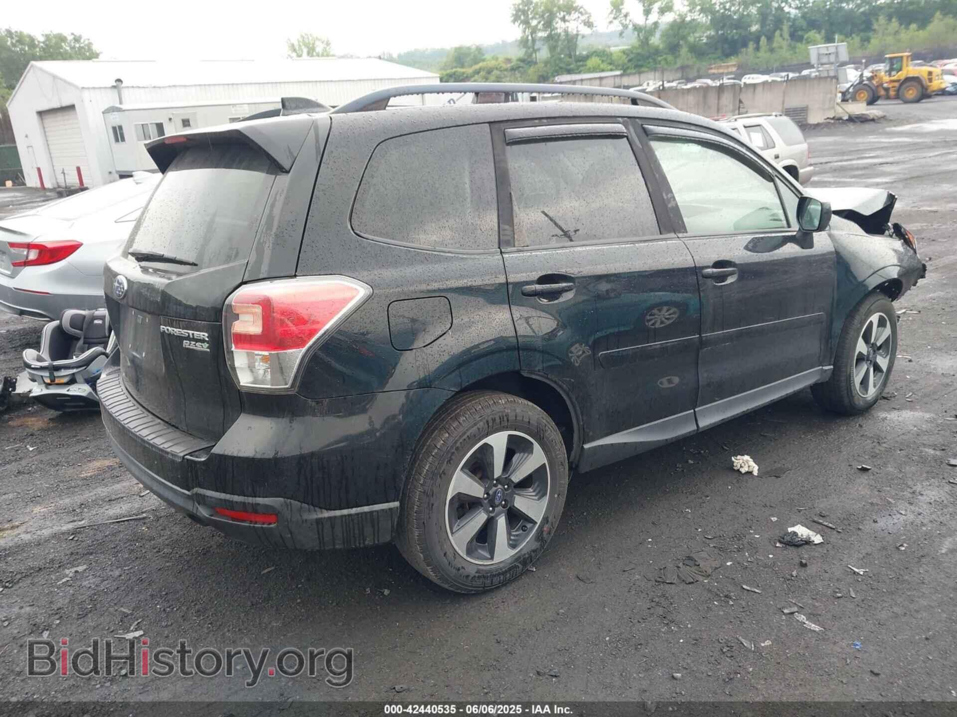 2017 SUBARU FORESTER - VIN: JF2SJAECXHH519862 - Фото 4