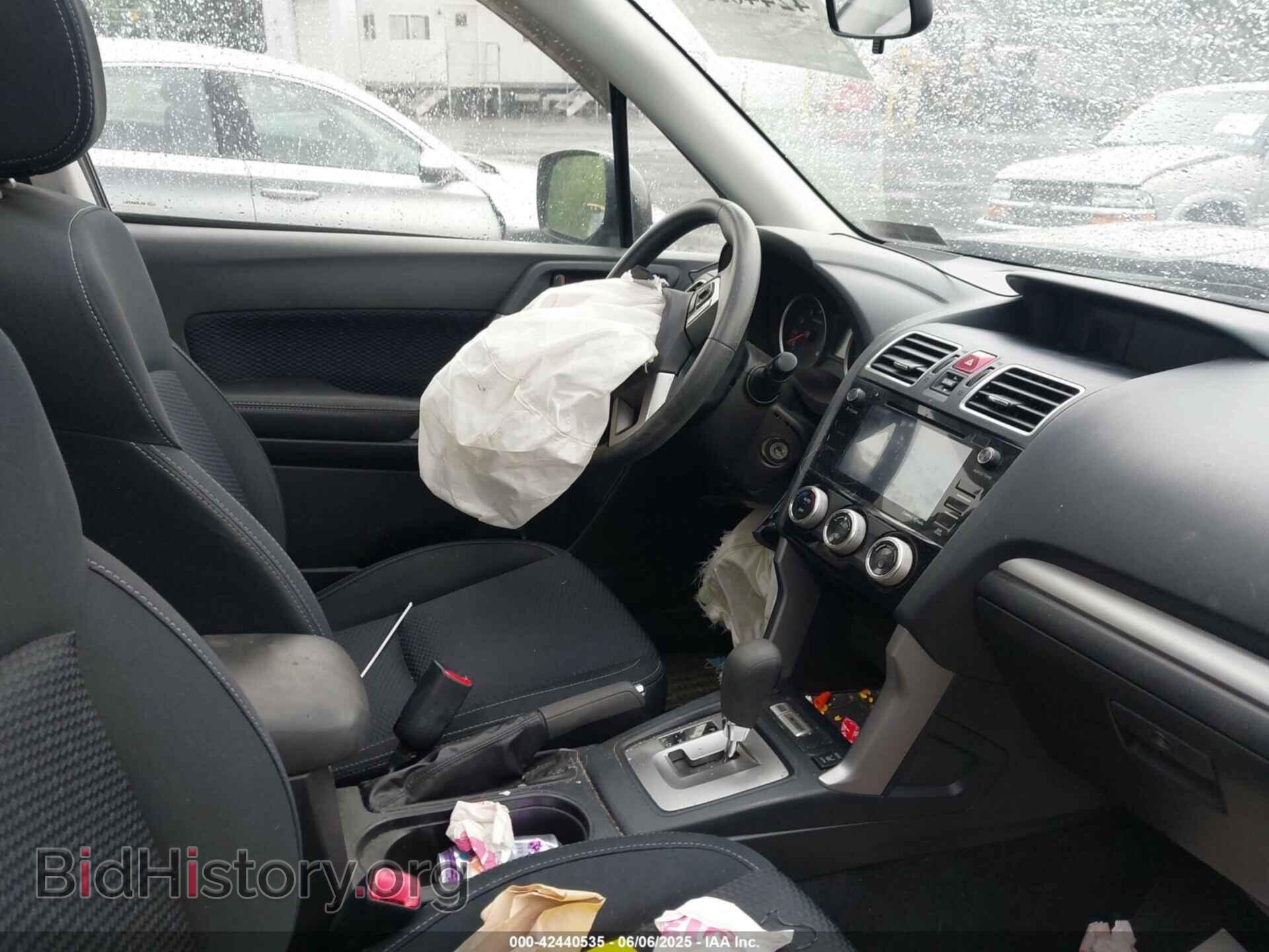 2017 SUBARU FORESTER - VIN: JF2SJAECXHH519862 - Фото 5