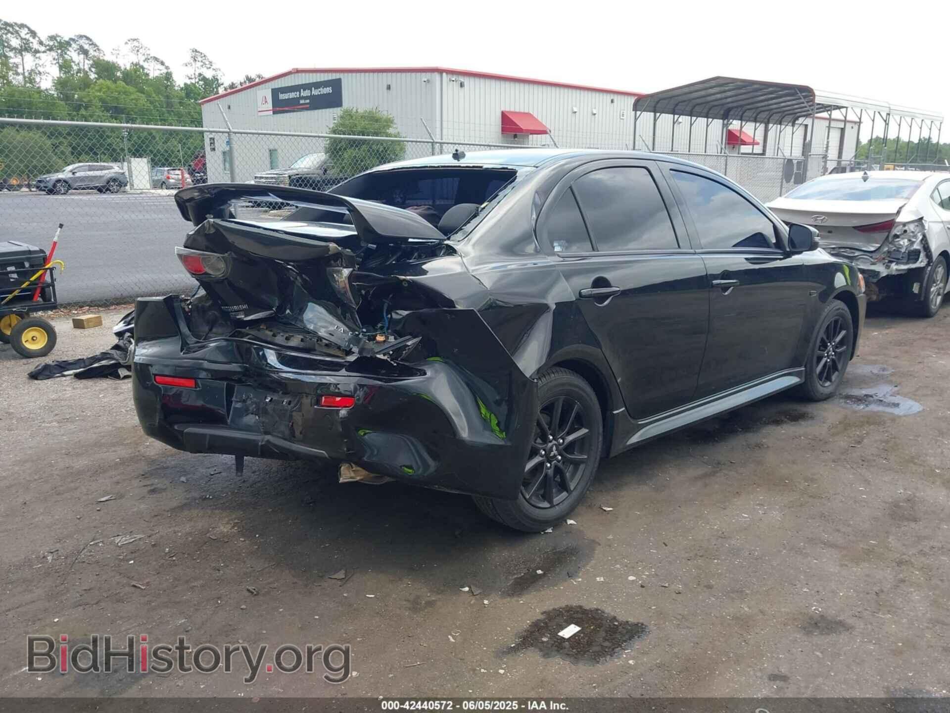 2017 MITSUBISHI LANCER - VIN: JA32U2FU4HU013999 - Фото 4