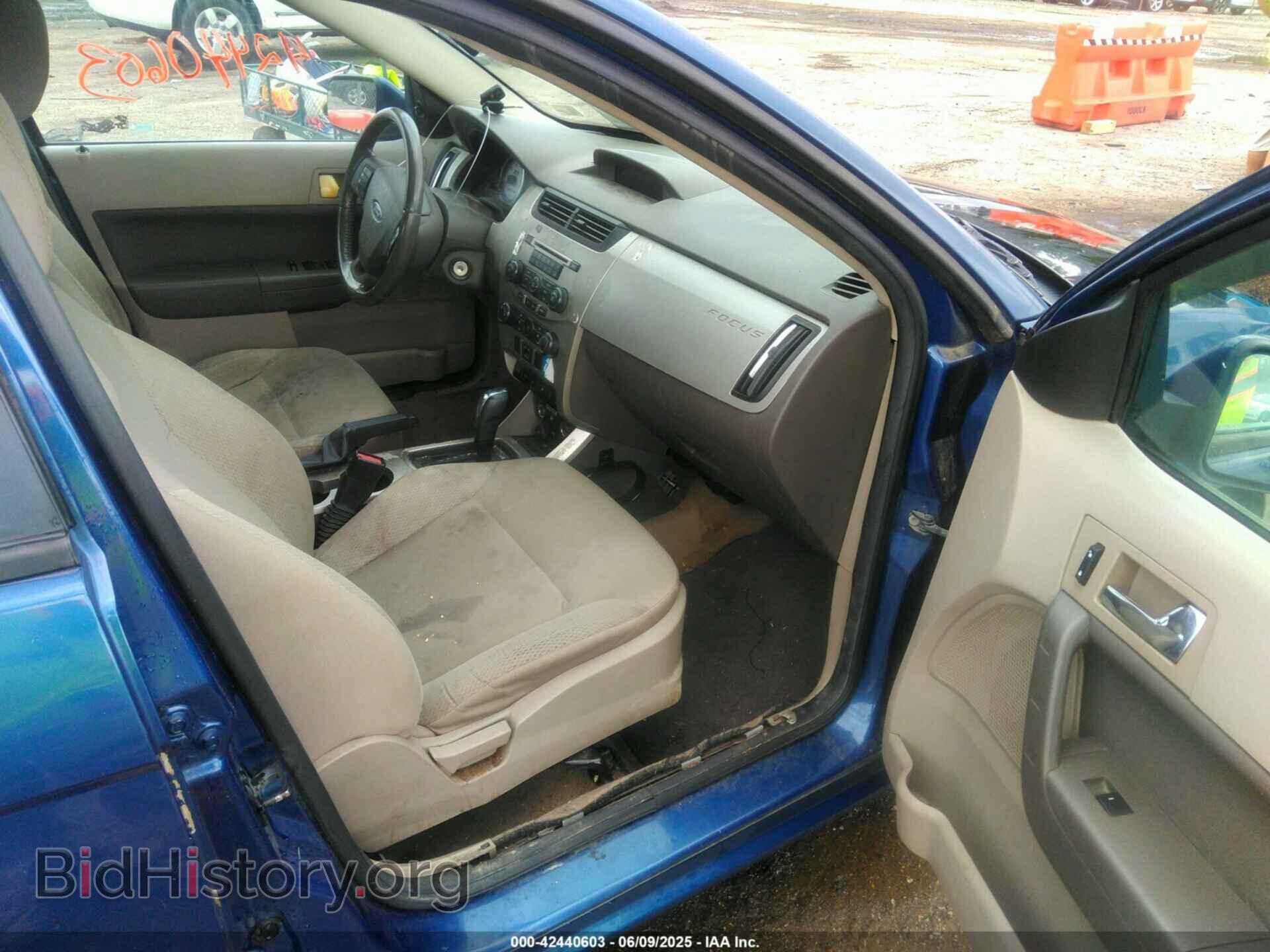 2009 FORD FOCUS - VIN: 1FAHP36N69W155025 - Фото 5