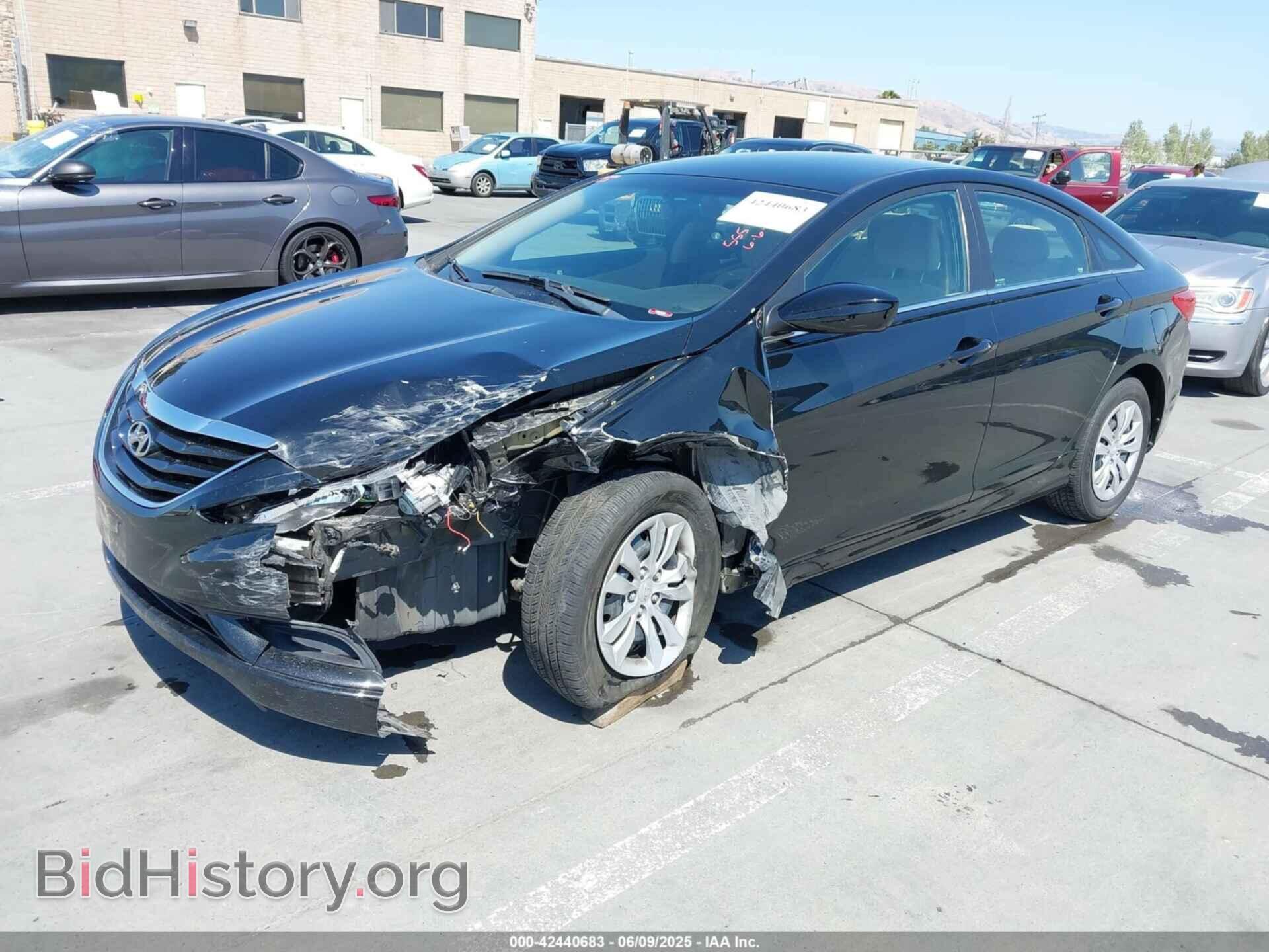 2012 HYUNDAI SONATA - VIN: 5NPEB4ACXCH366863 - Фото 2